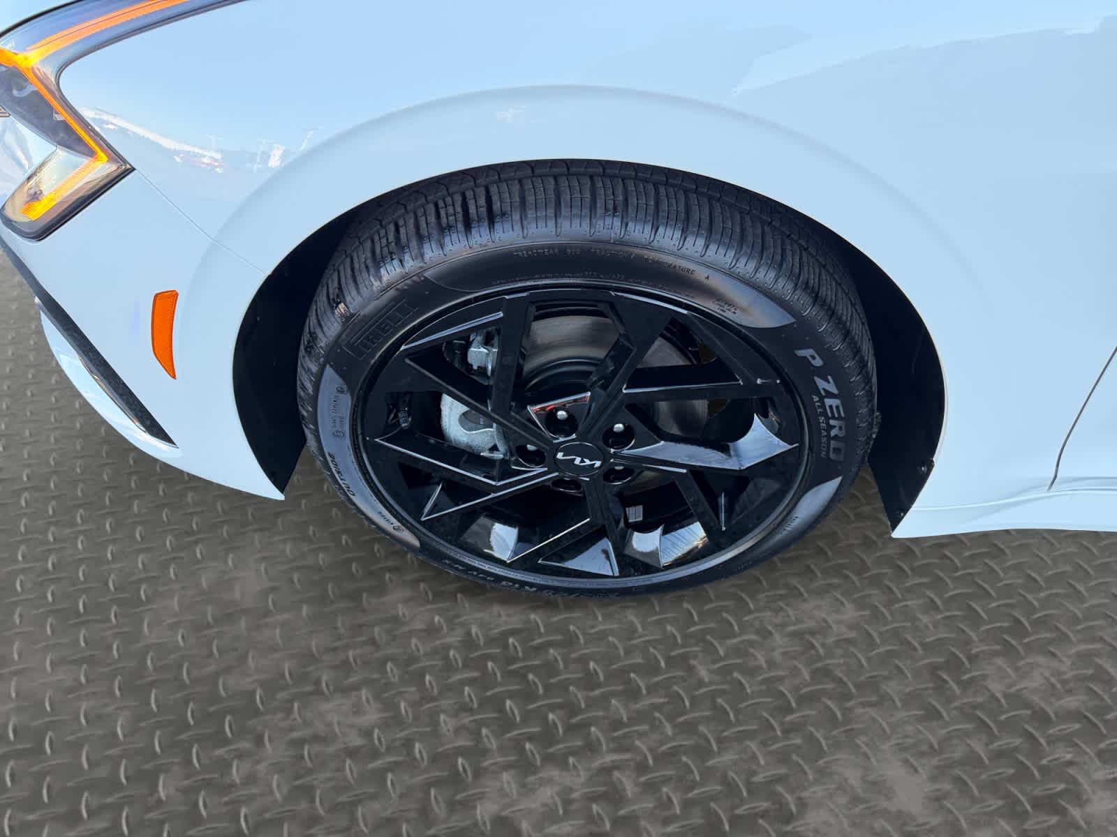 New 2027 Kia K5 Sedan