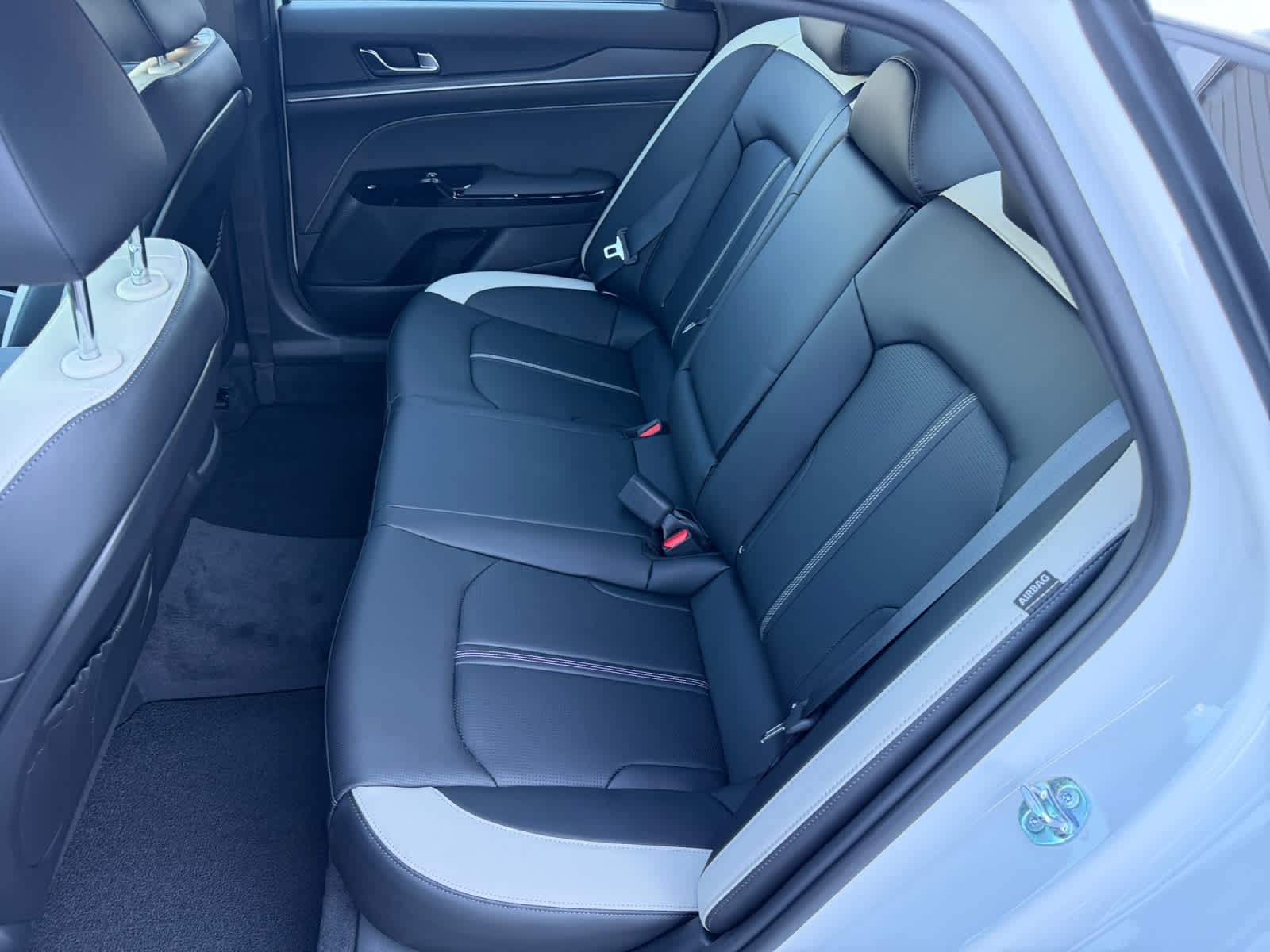 New 2027 Kia K5 Sedan