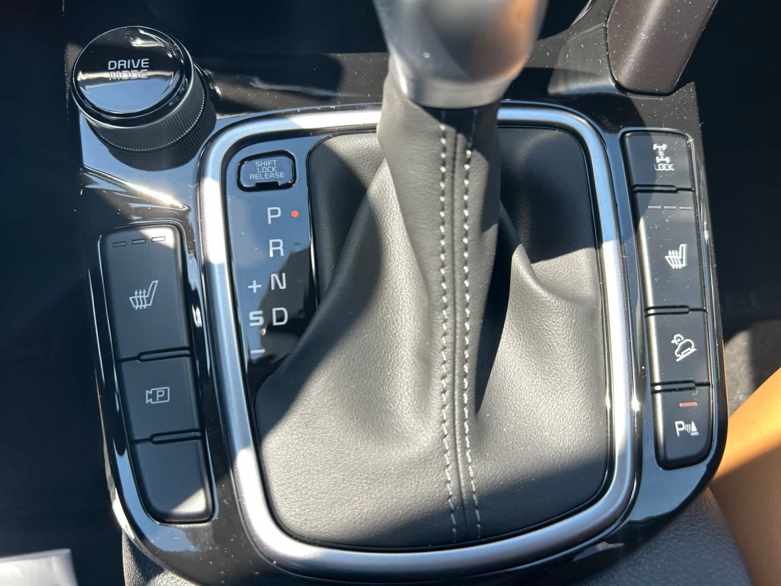 2026 Kia Seltos EX - Photo 23