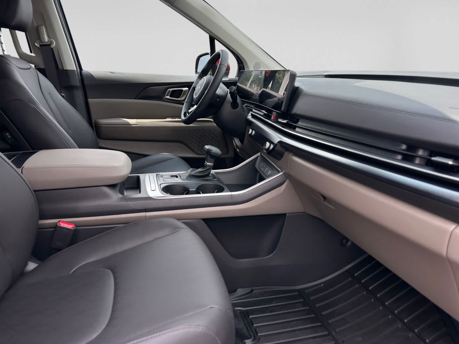New 2026 Kia Carnival MPV Van