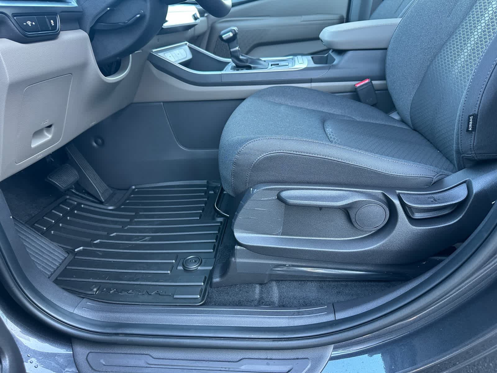 New 2027 Kia Carnival MPV Van