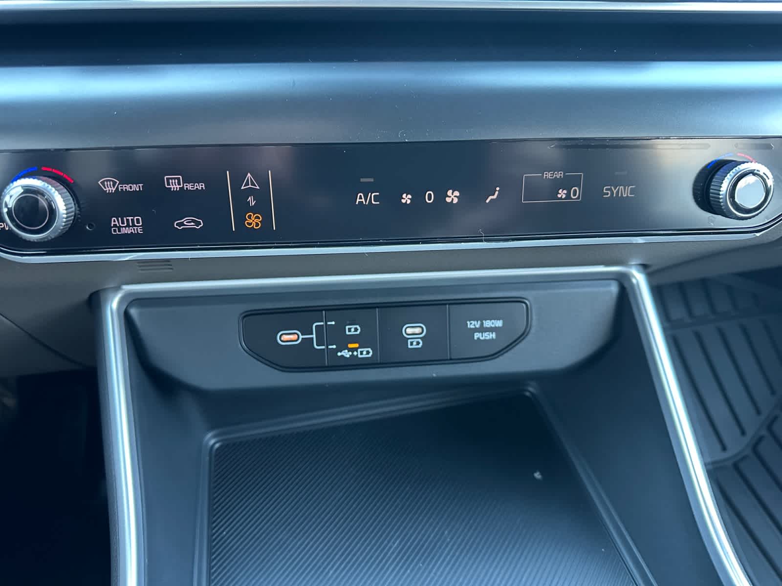 New 2027 Kia Carnival MPV Van