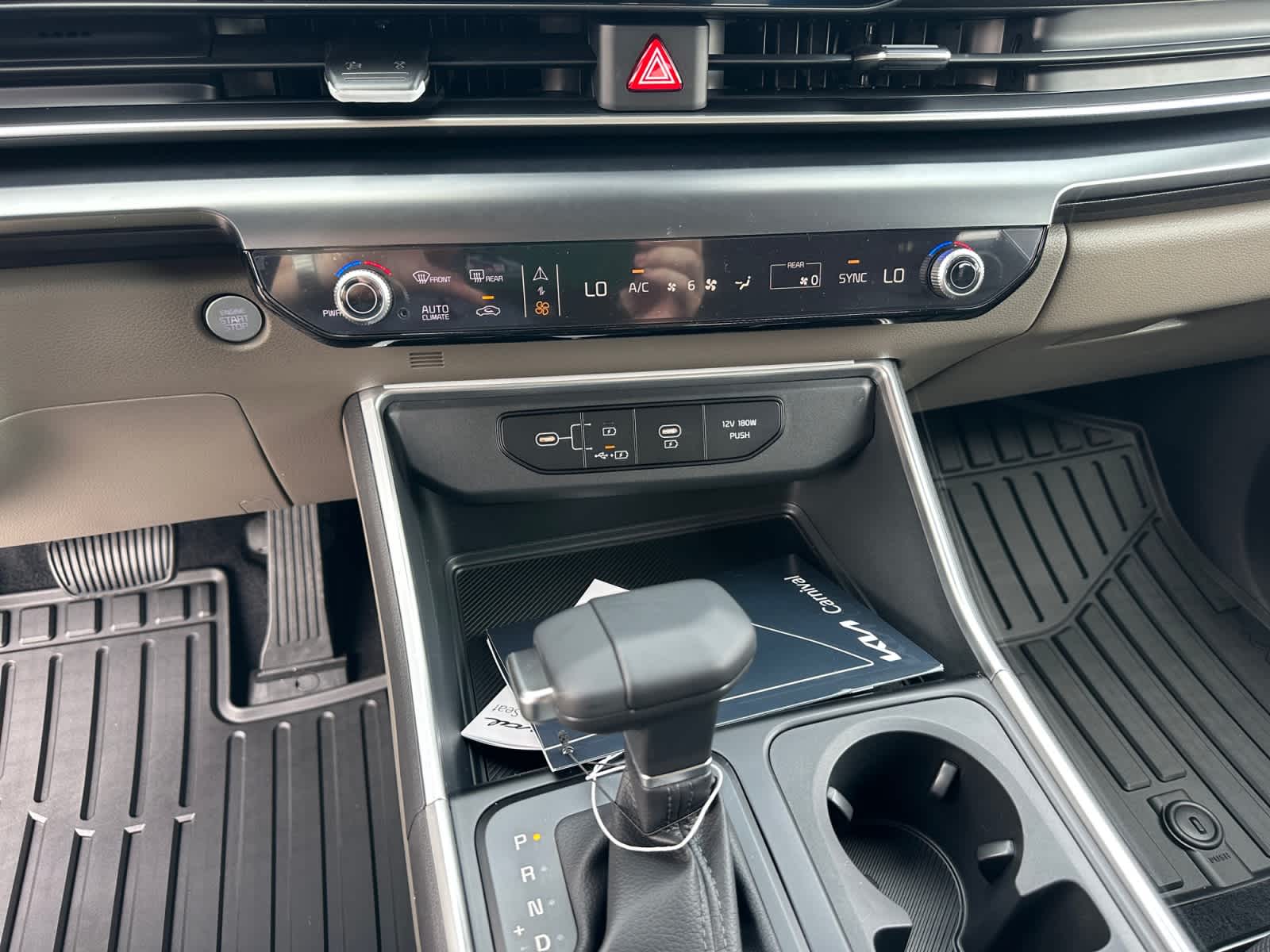 New 2027 Kia Carnival MPV Van