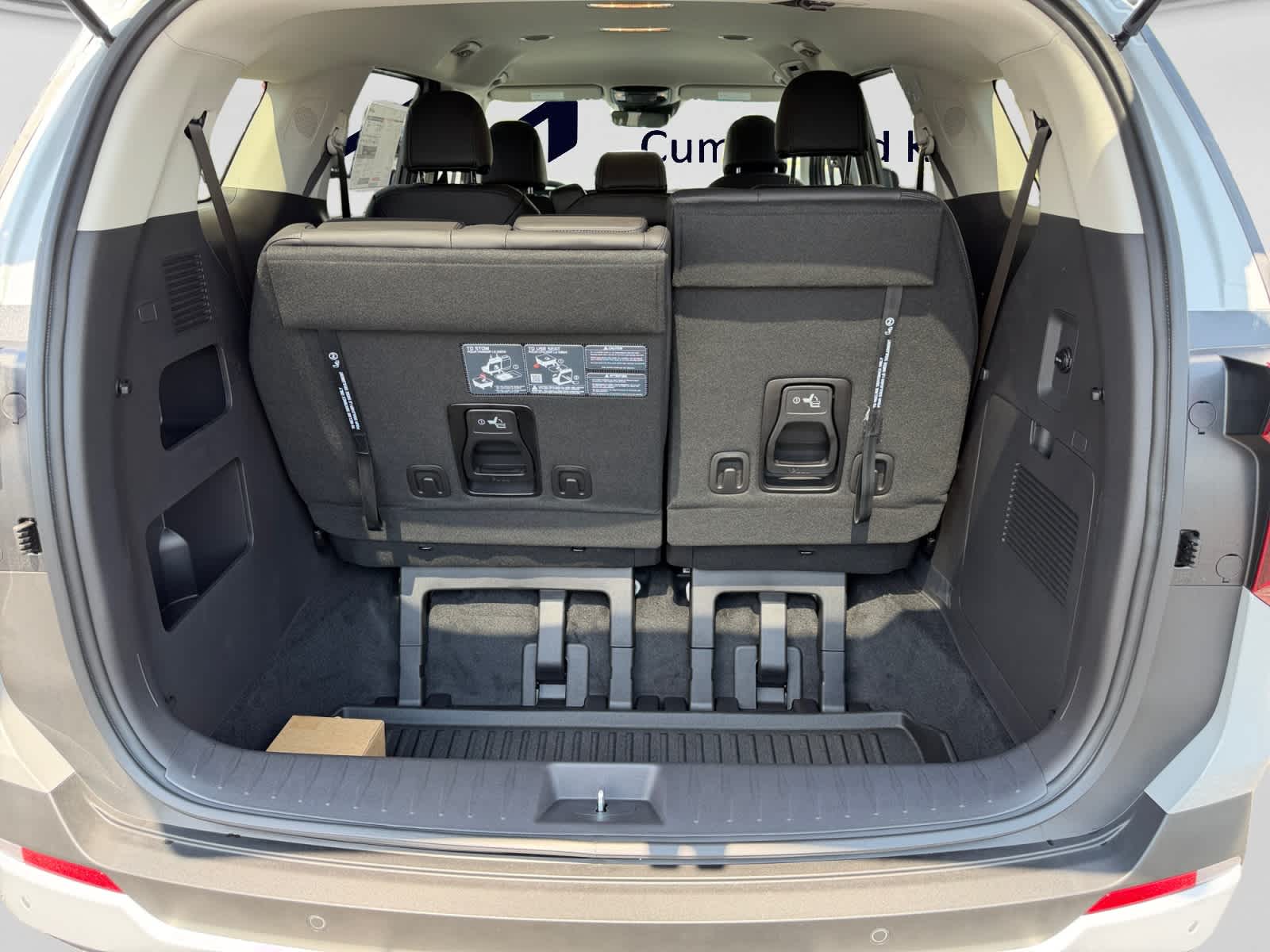 New 2027 Kia Carnival MPV Hybrid Van