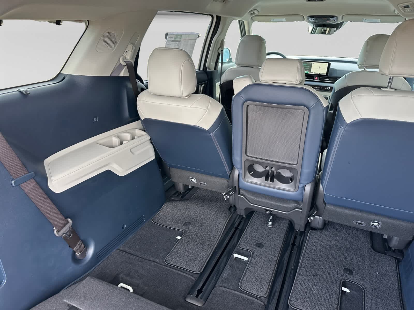 New 2026 Kia Carnival MPV Van