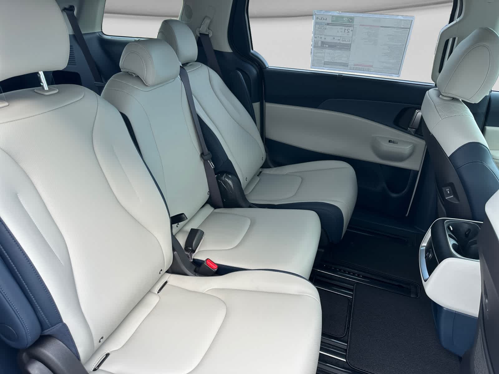 New 2026 Kia Carnival MPV Van