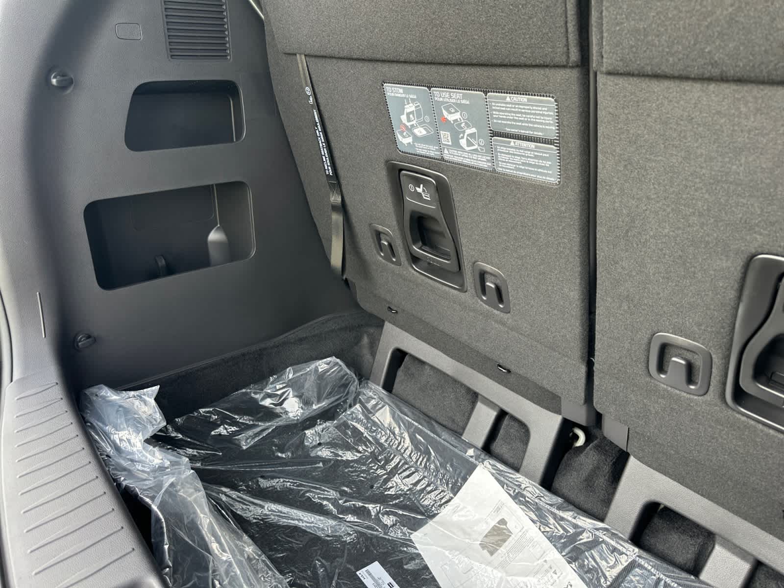 New 2026 Kia Carnival MPV Van