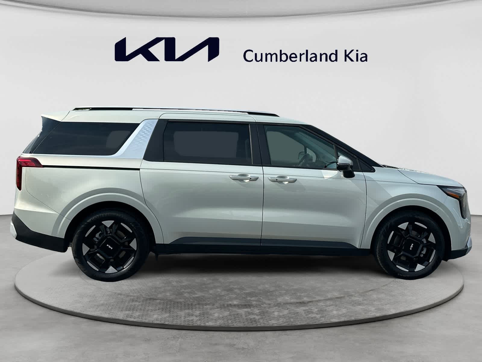 New 2026 Kia Carnival MPV Van