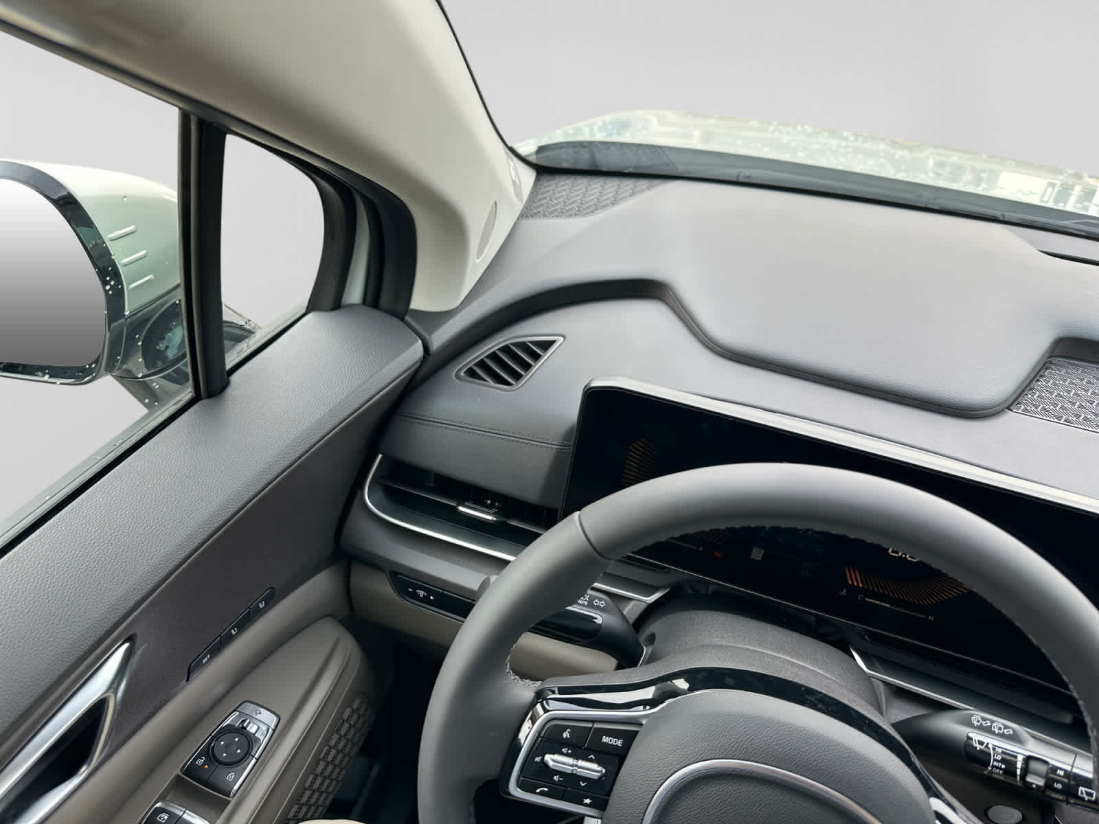 New 2026 Kia Carnival MPV Van