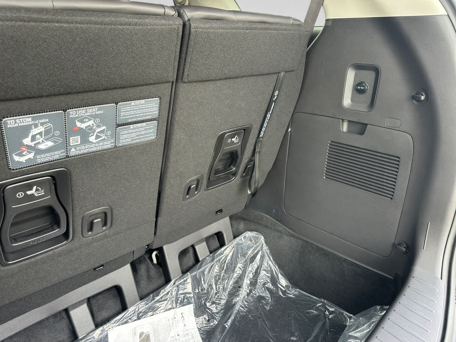New 2026 Kia Carnival MPV Van