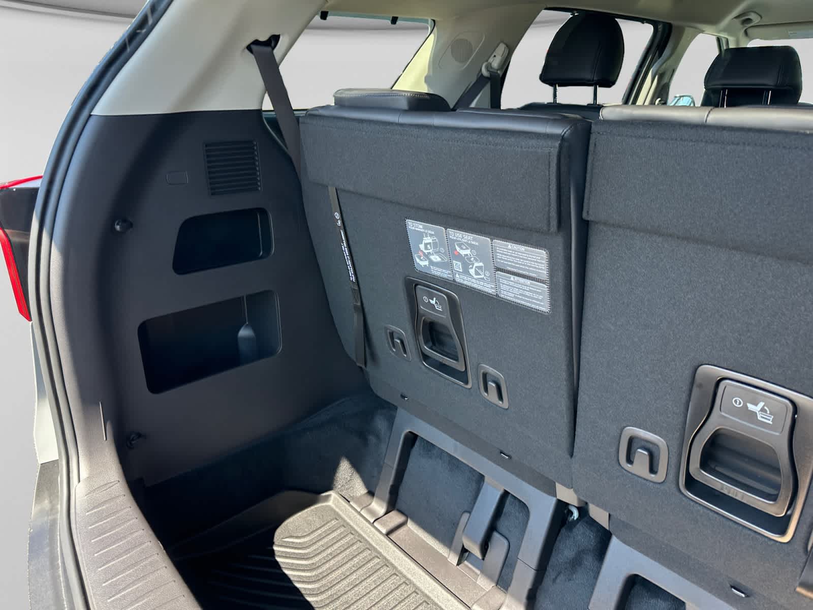 New 2027 Kia Carnival MPV Van