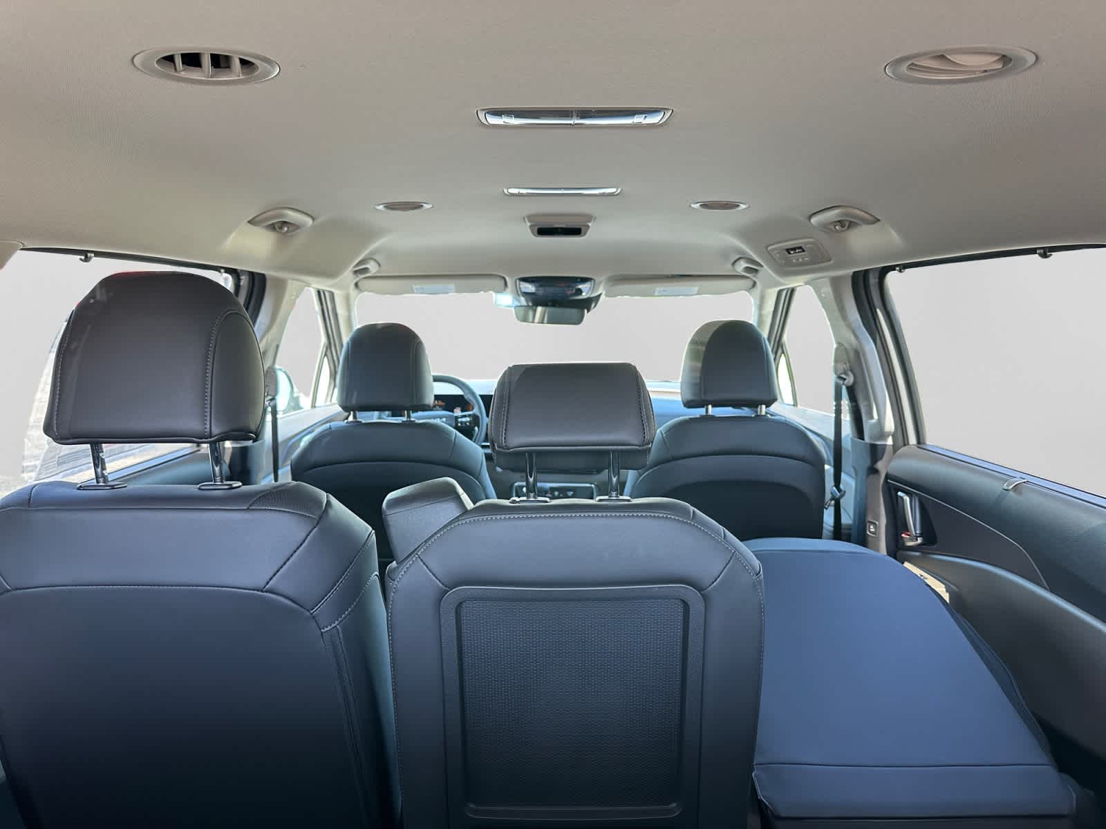 New 2027 Kia Carnival MPV Van