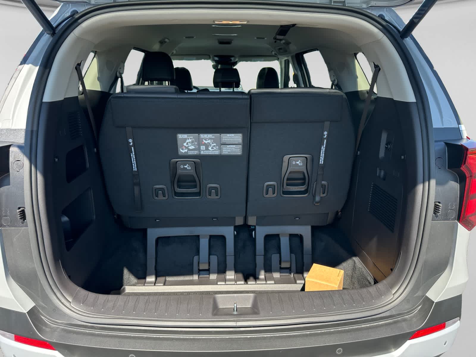 New 2027 Kia Carnival MPV Van