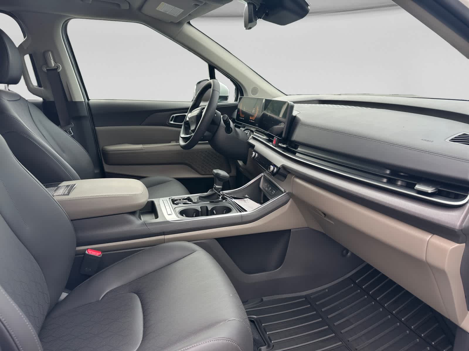 New 2027 Kia Carnival MPV Van
