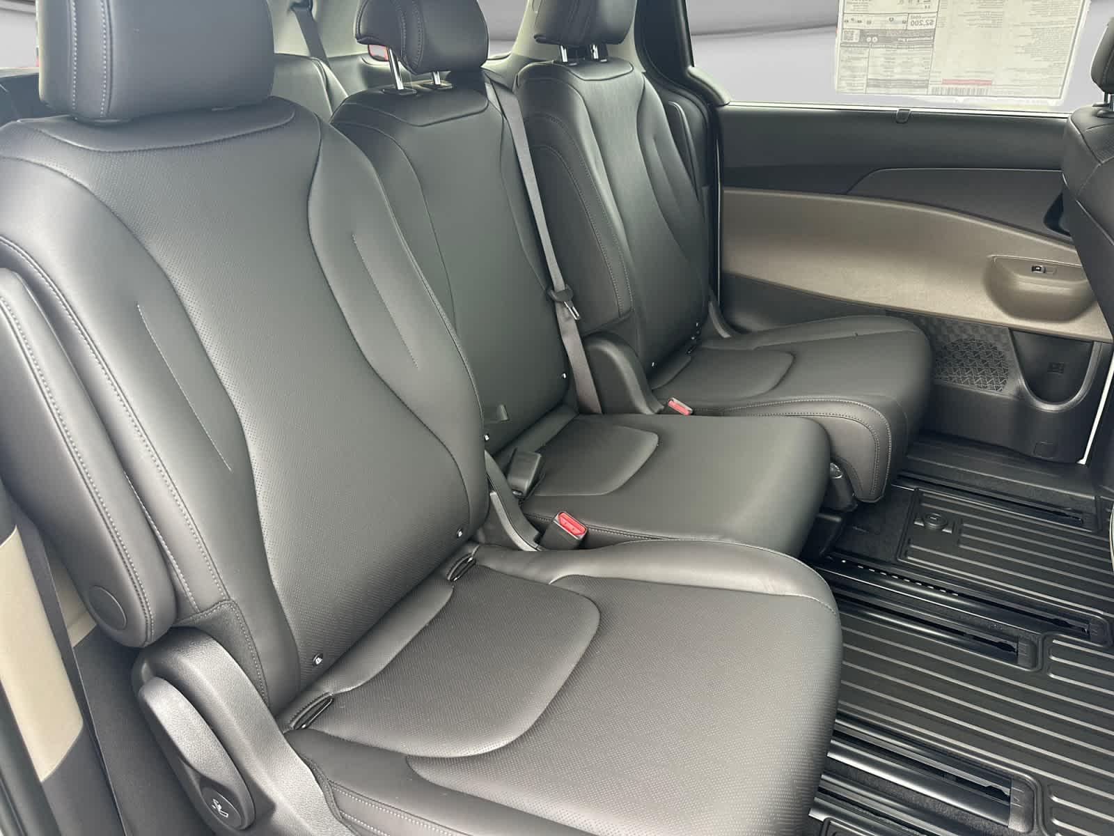 New 2027 Kia Carnival MPV Van
