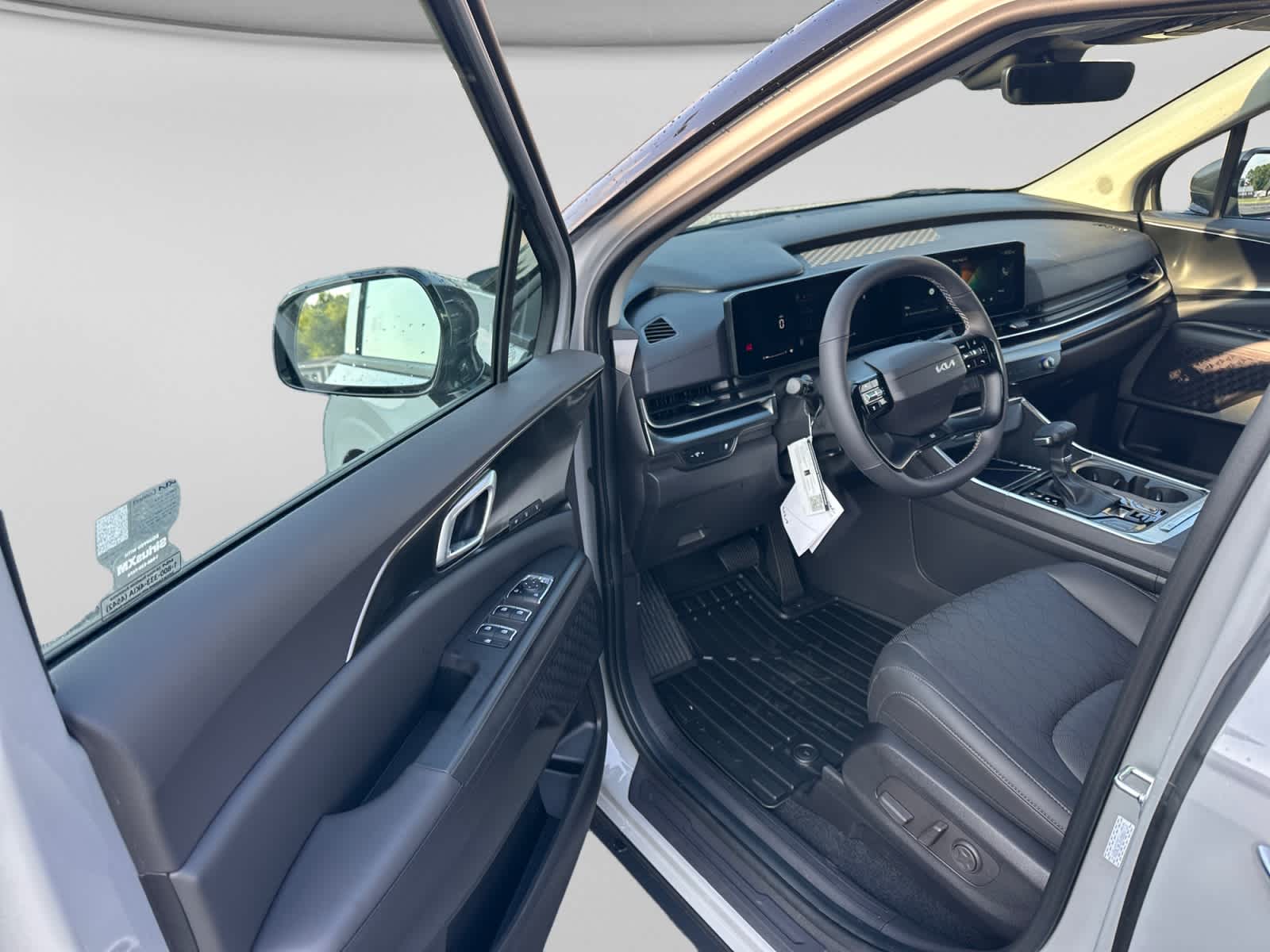 New 2027 Kia Carnival MPV Van