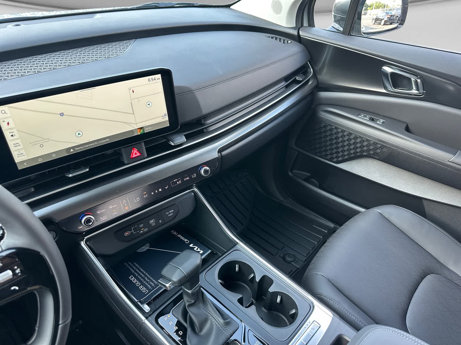 New 2027 Kia Carnival MPV Van