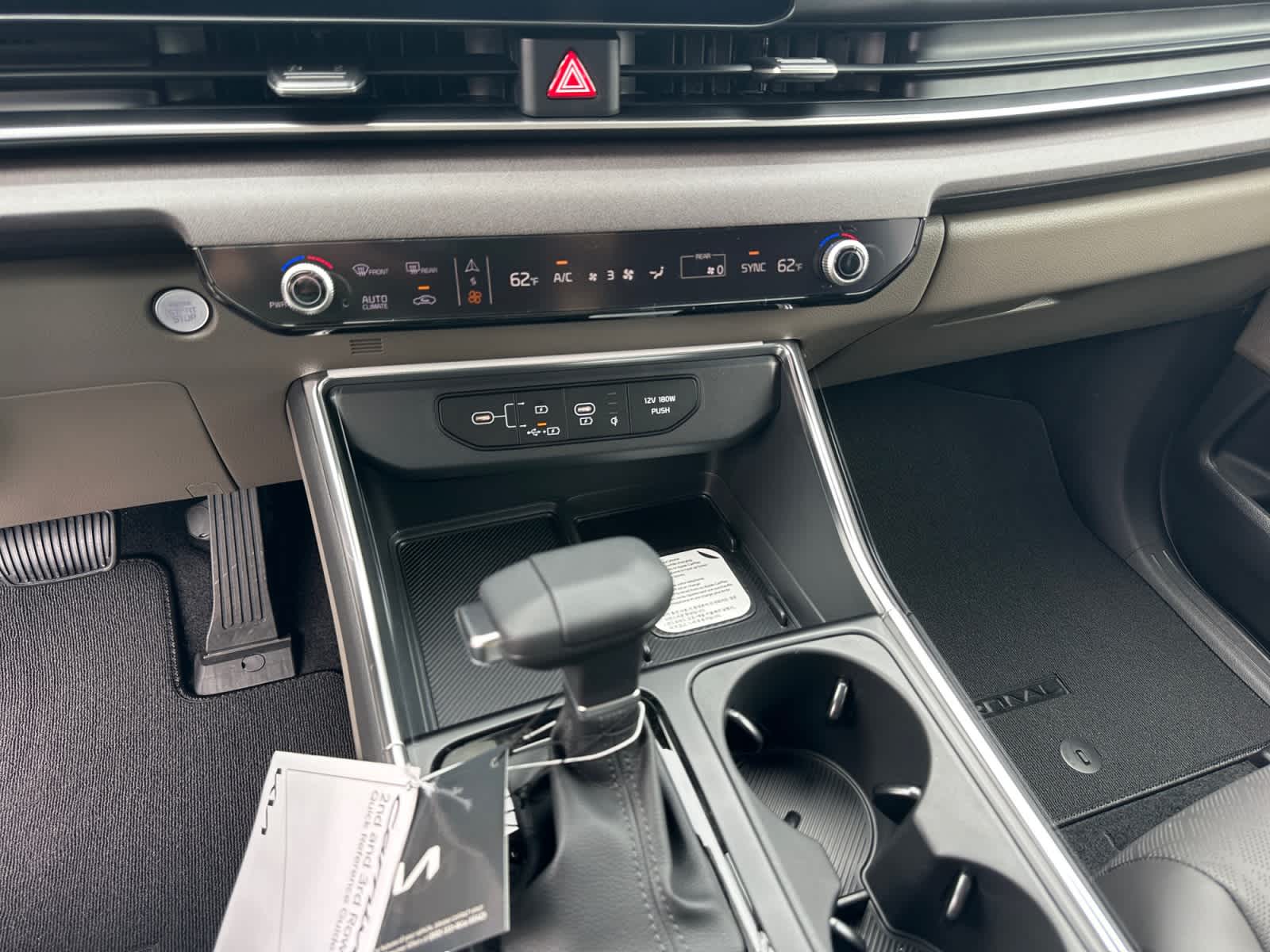 New 2026 Kia Carnival MPV Van