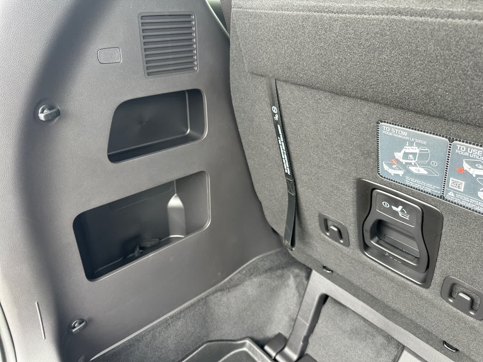 New 2026 Kia Carnival MPV Van
