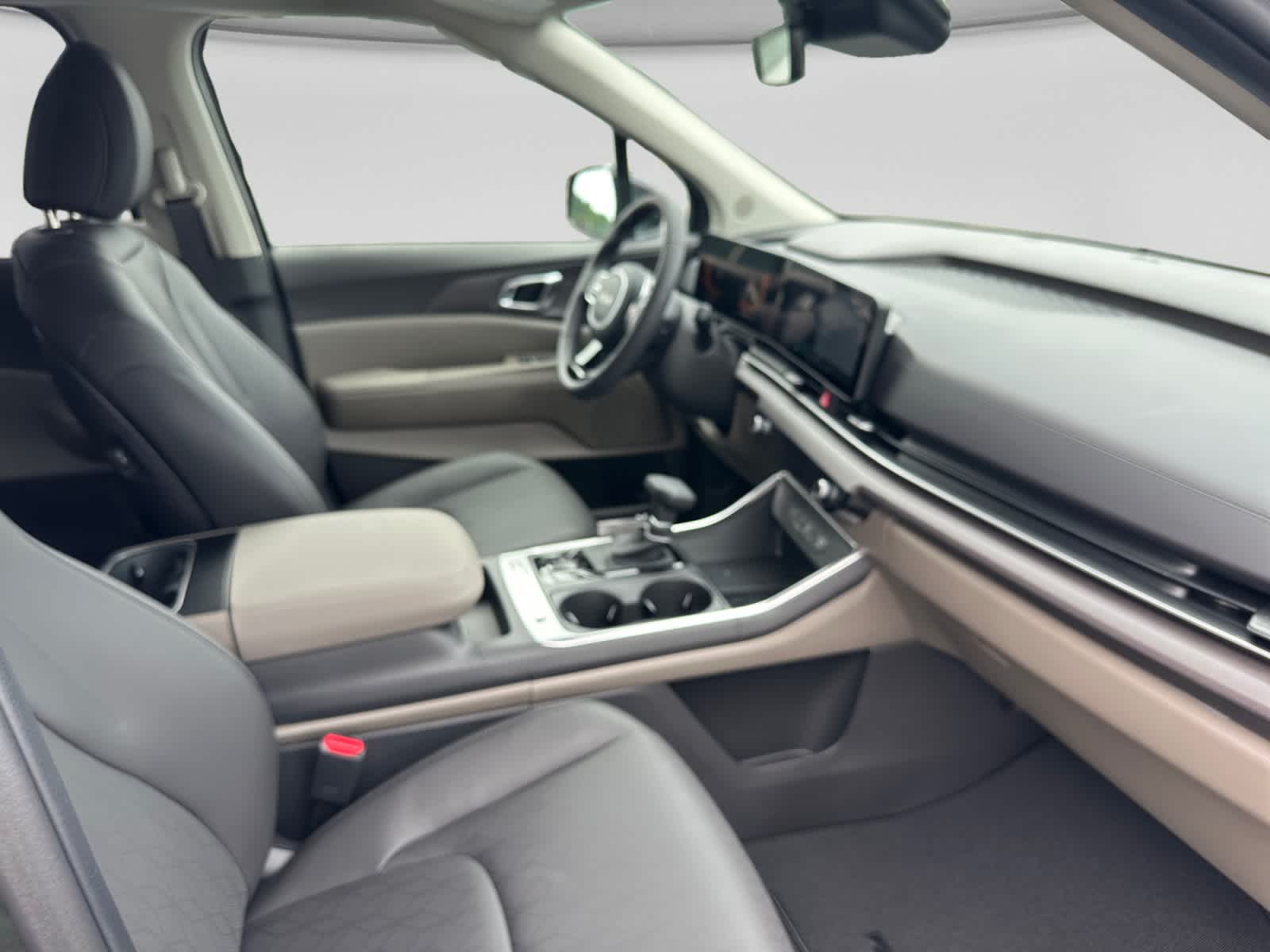 New 2026 Kia Carnival MPV Van