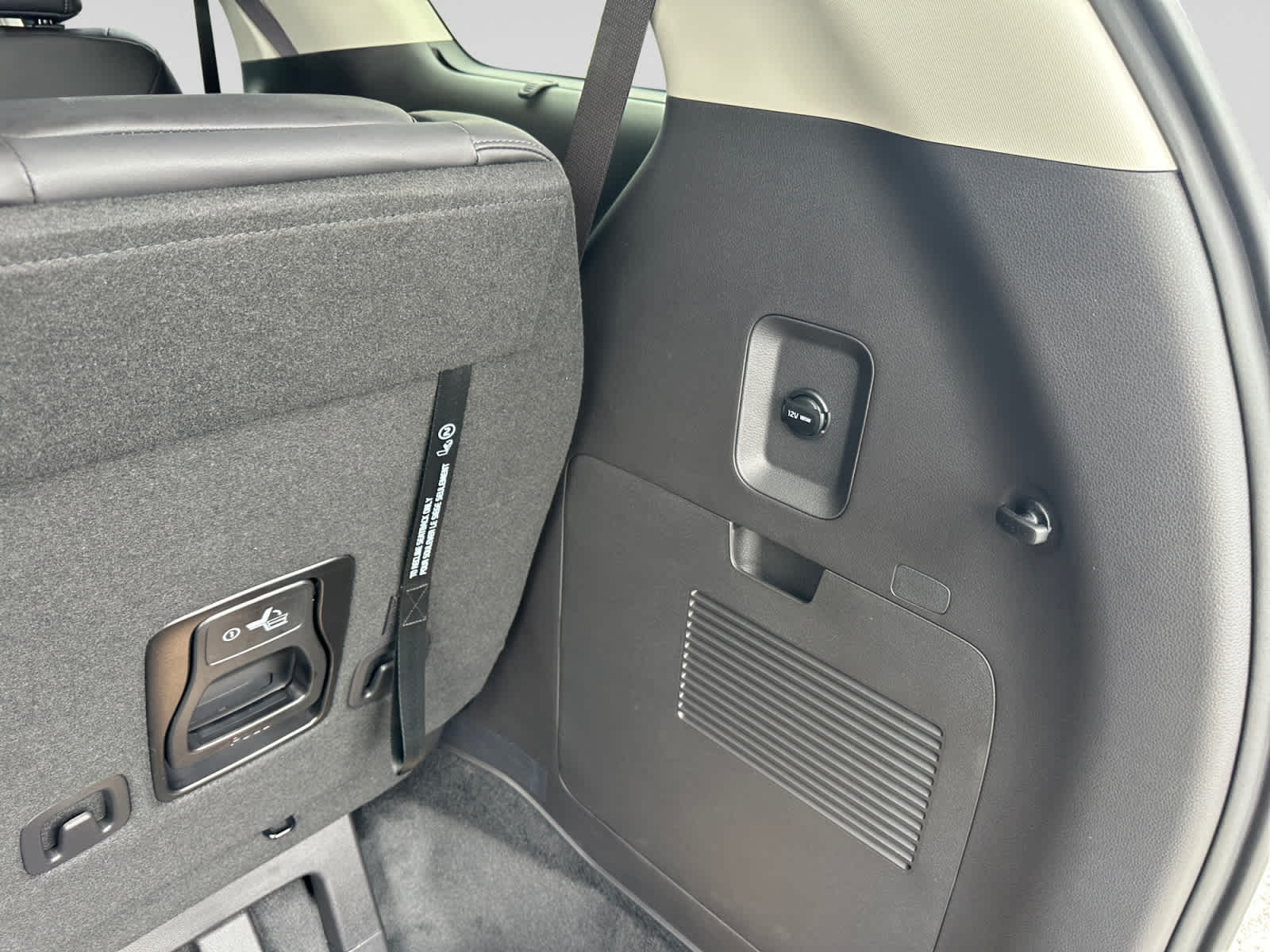 New 2026 Kia Carnival MPV Van