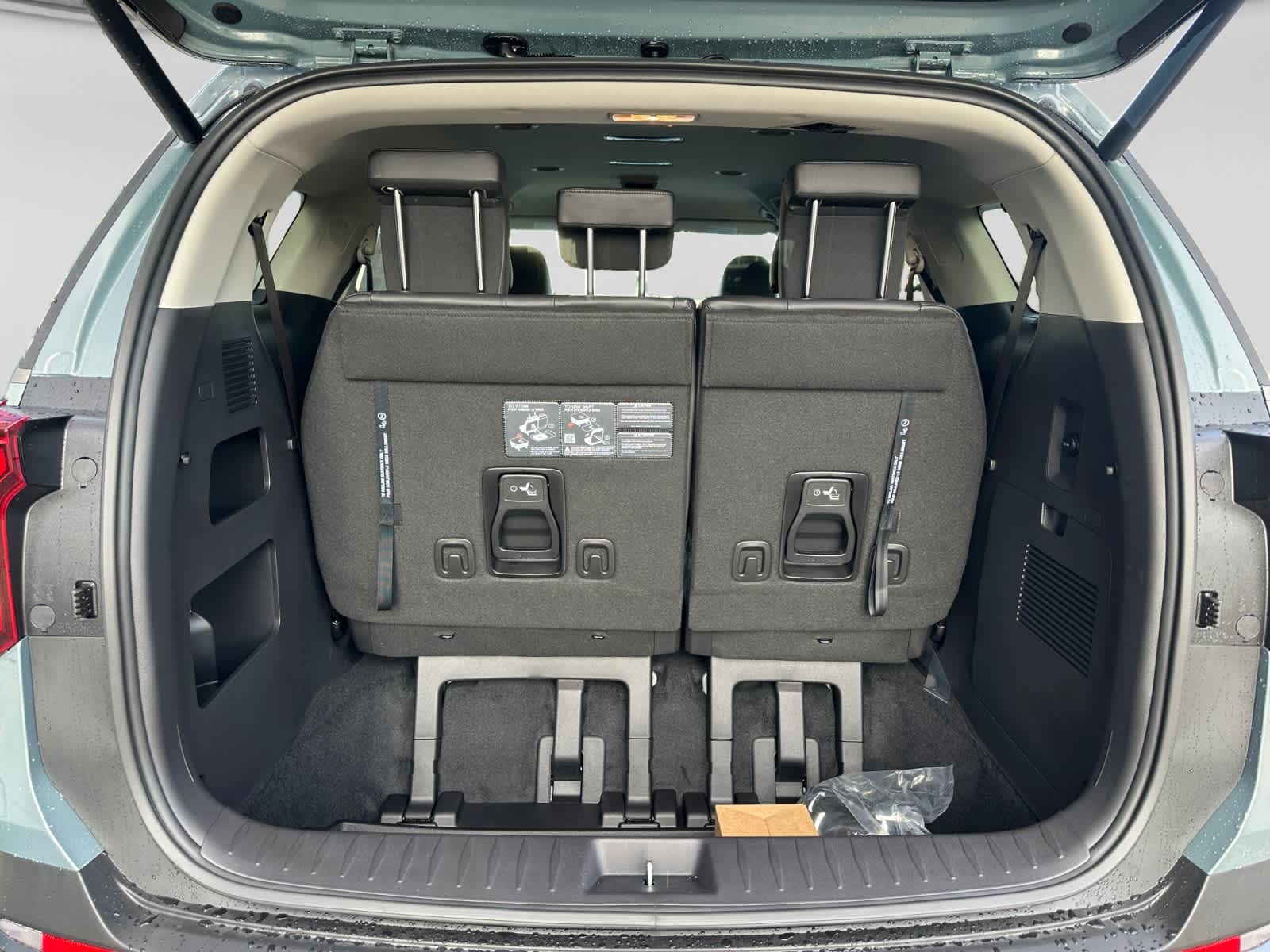 New 2027 Kia Carnival MPV Van