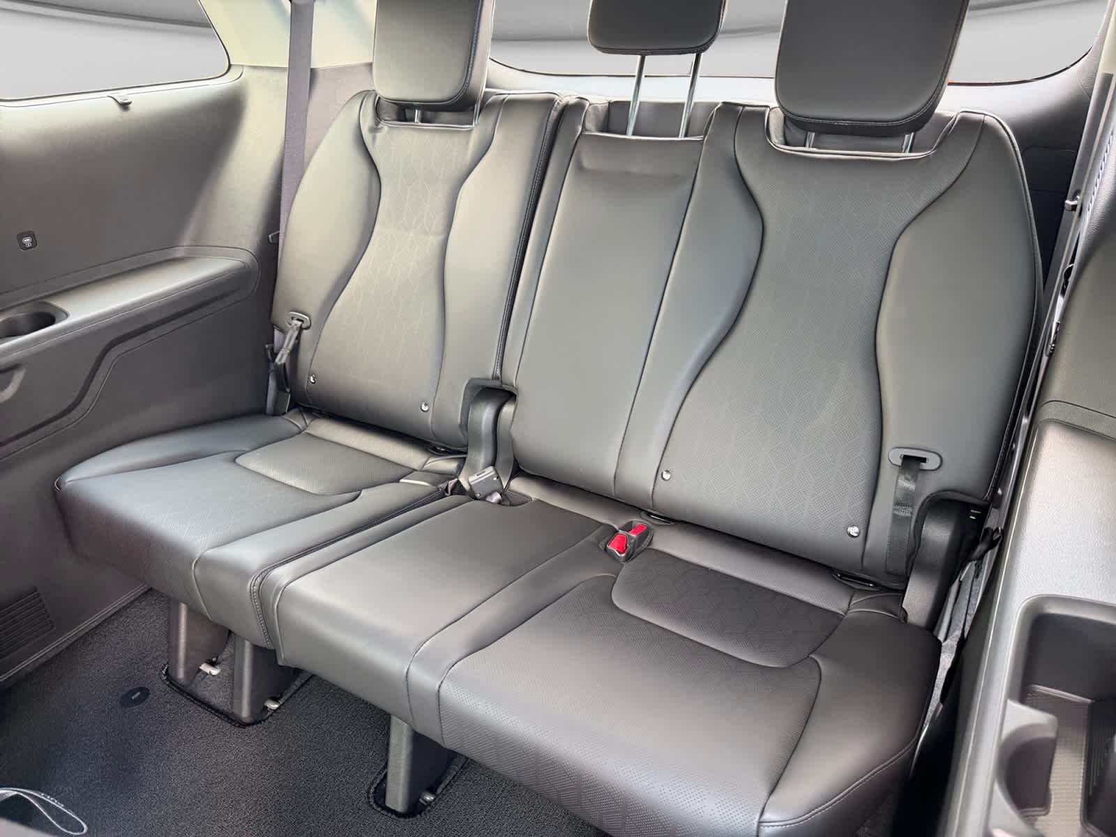 New 2027 Kia Carnival MPV Hybrid Van