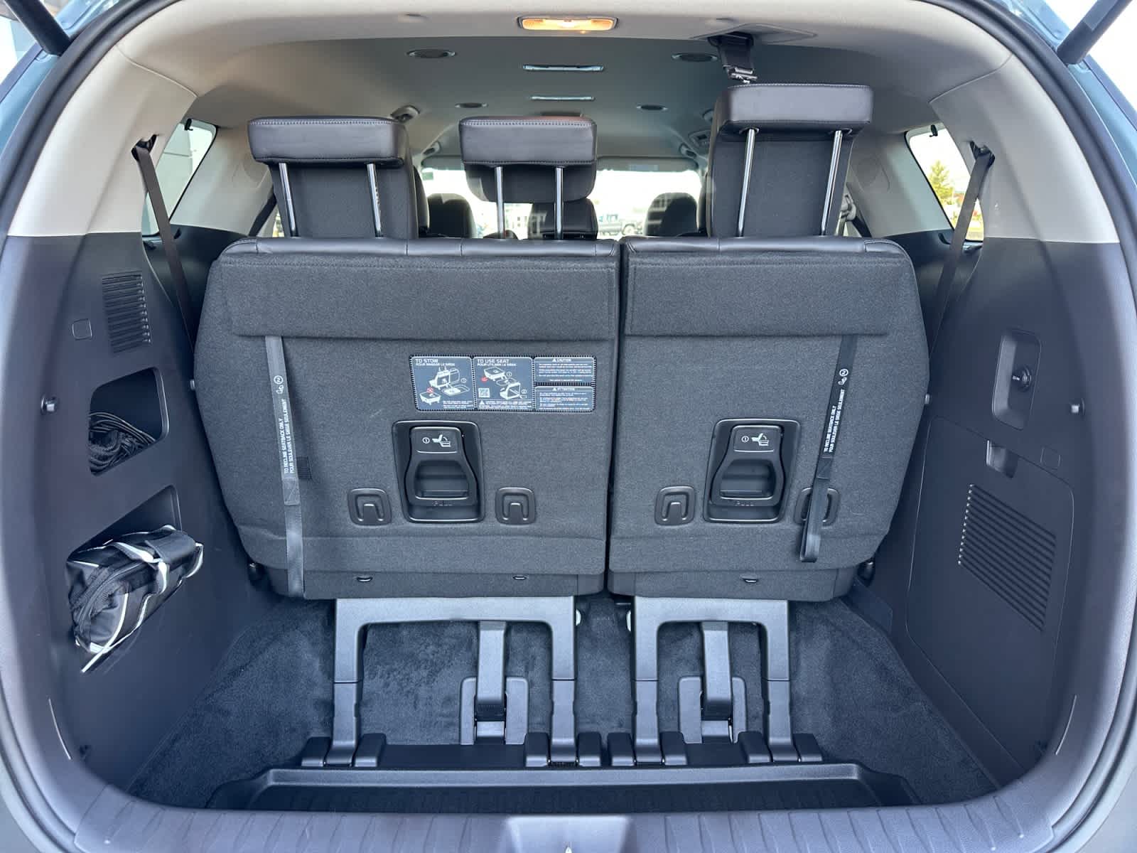 New 2027 Kia Carnival MPV Hybrid Van