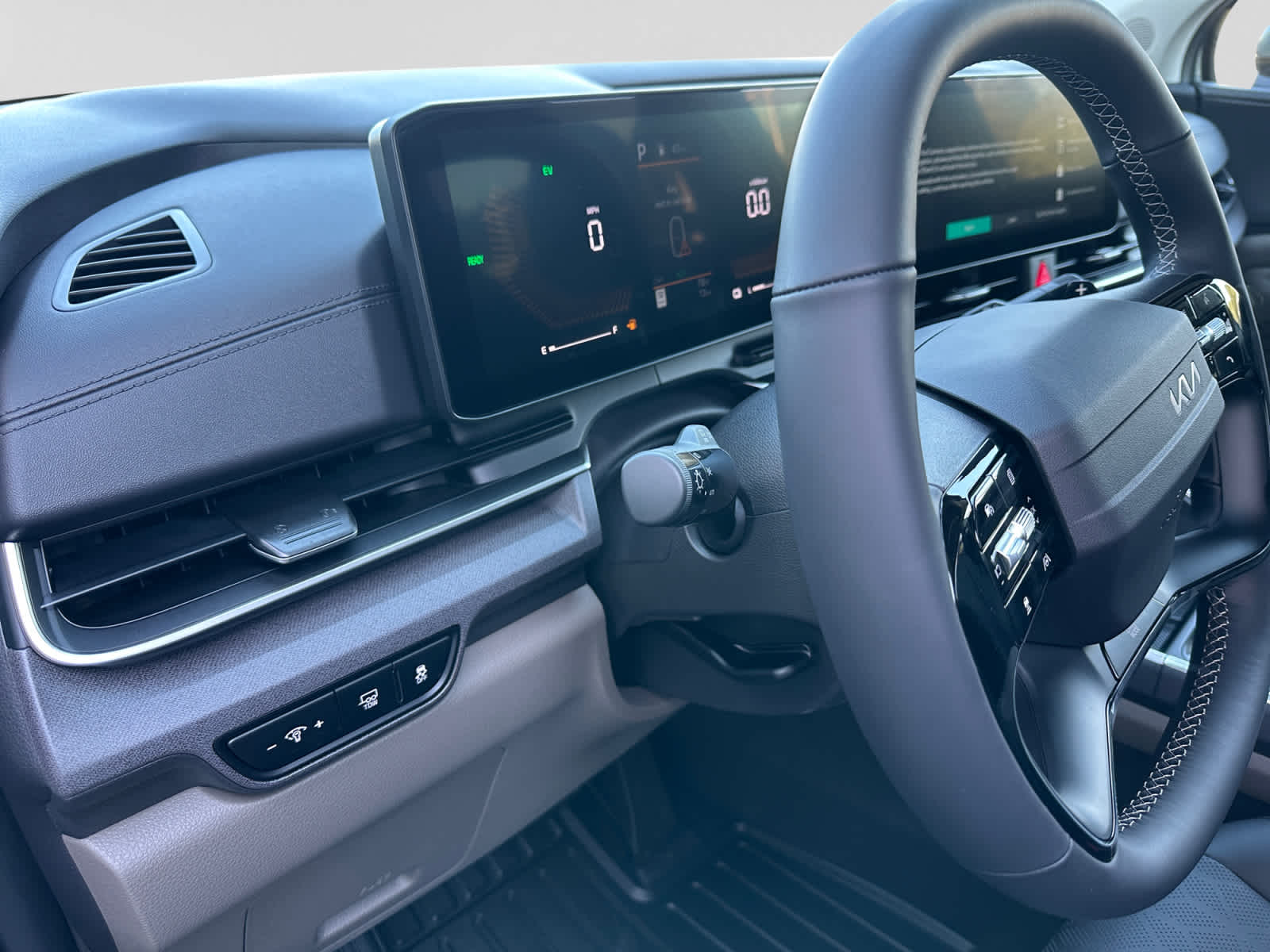 New 2027 Kia Carnival MPV Hybrid Van