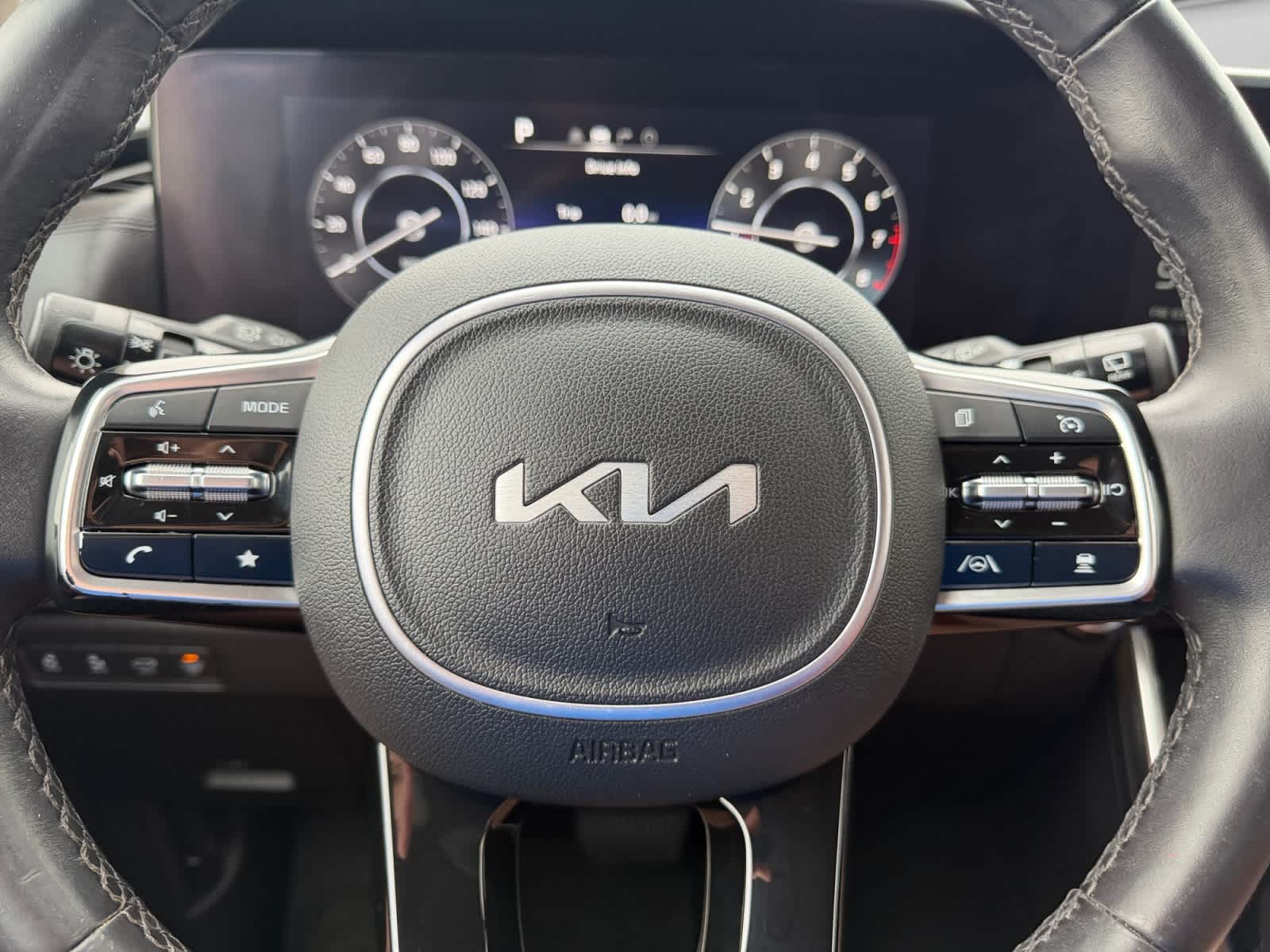 Used 2024 Kia Carnival Van