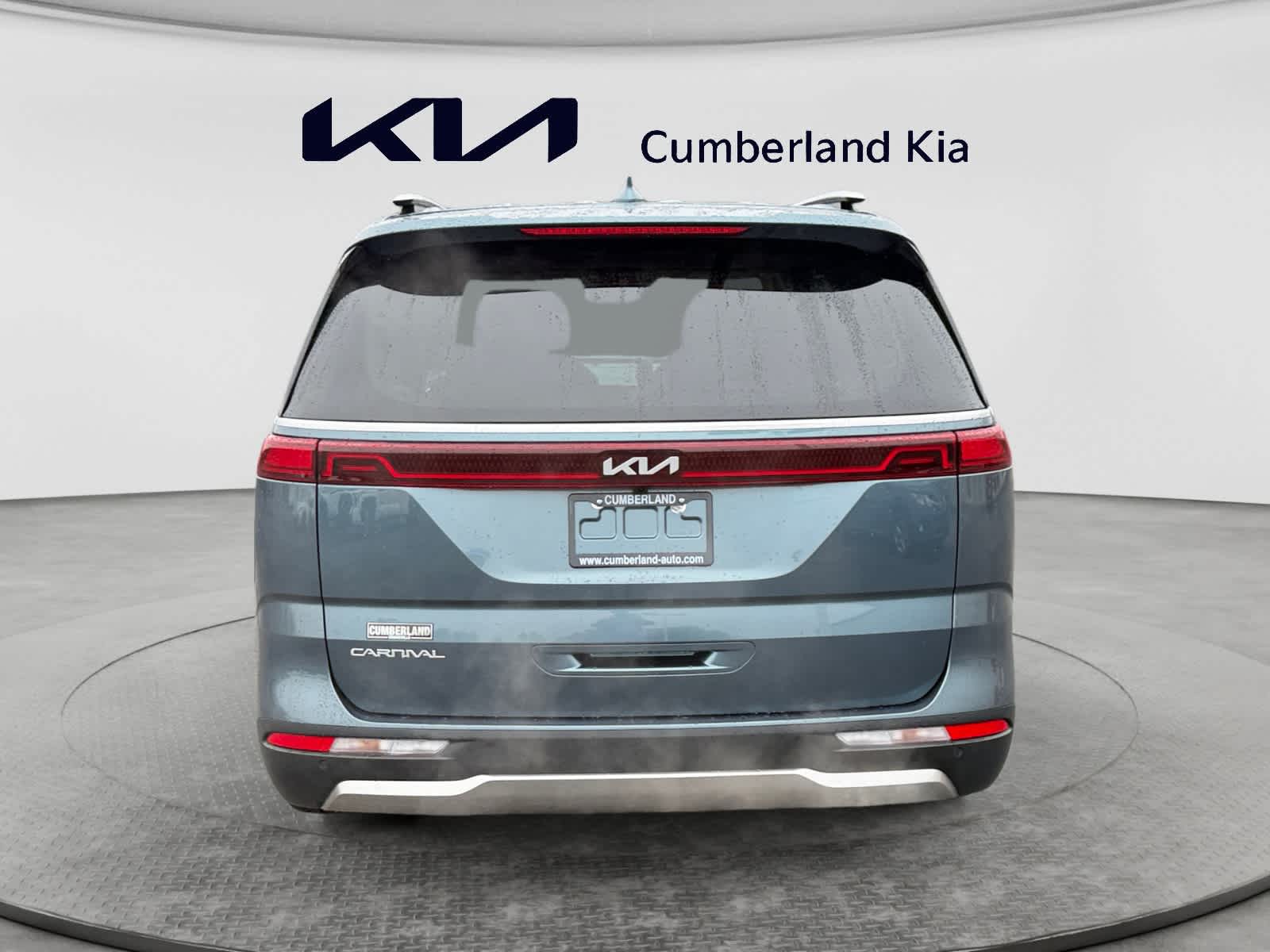 Used 2024 Kia Carnival Van
