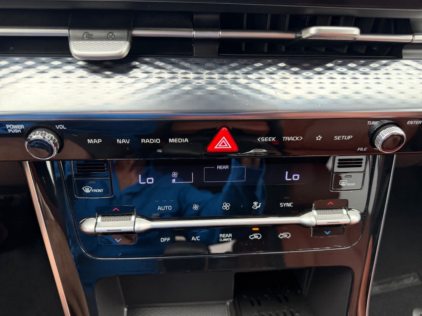 Used 2024 Kia Carnival Van