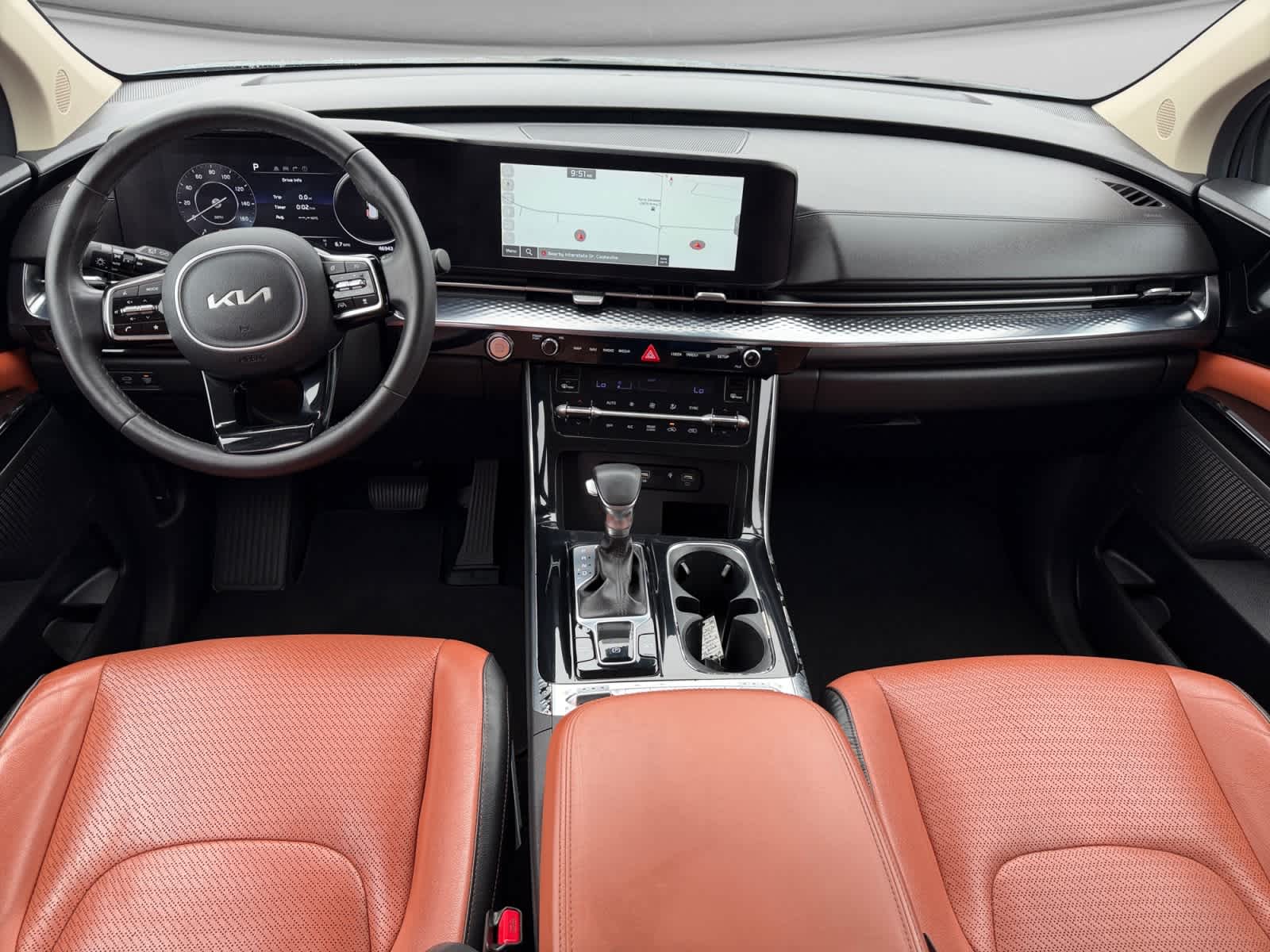 Used 2024 Kia Carnival Van