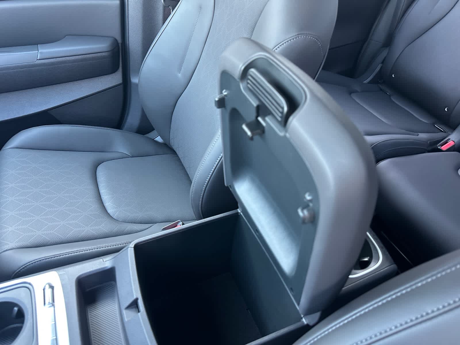 New 2027 Kia Carnival MPV Van