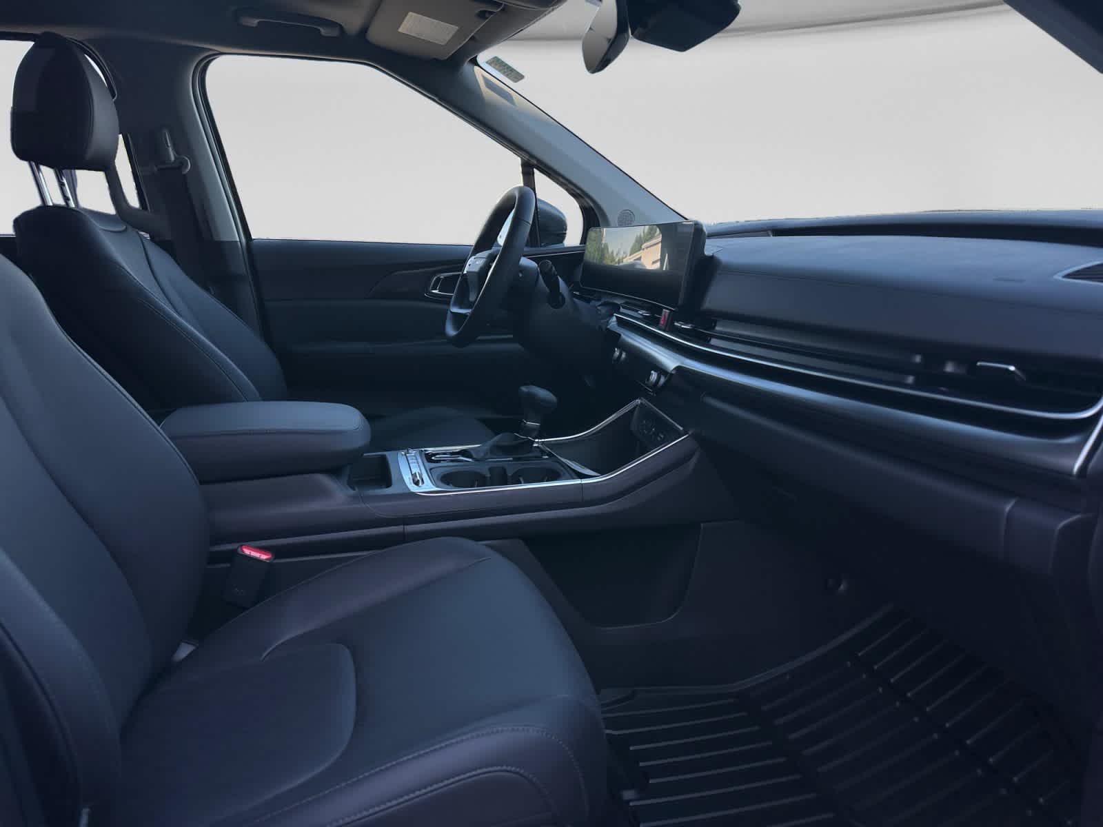 New 2027 Kia Carnival MPV Van