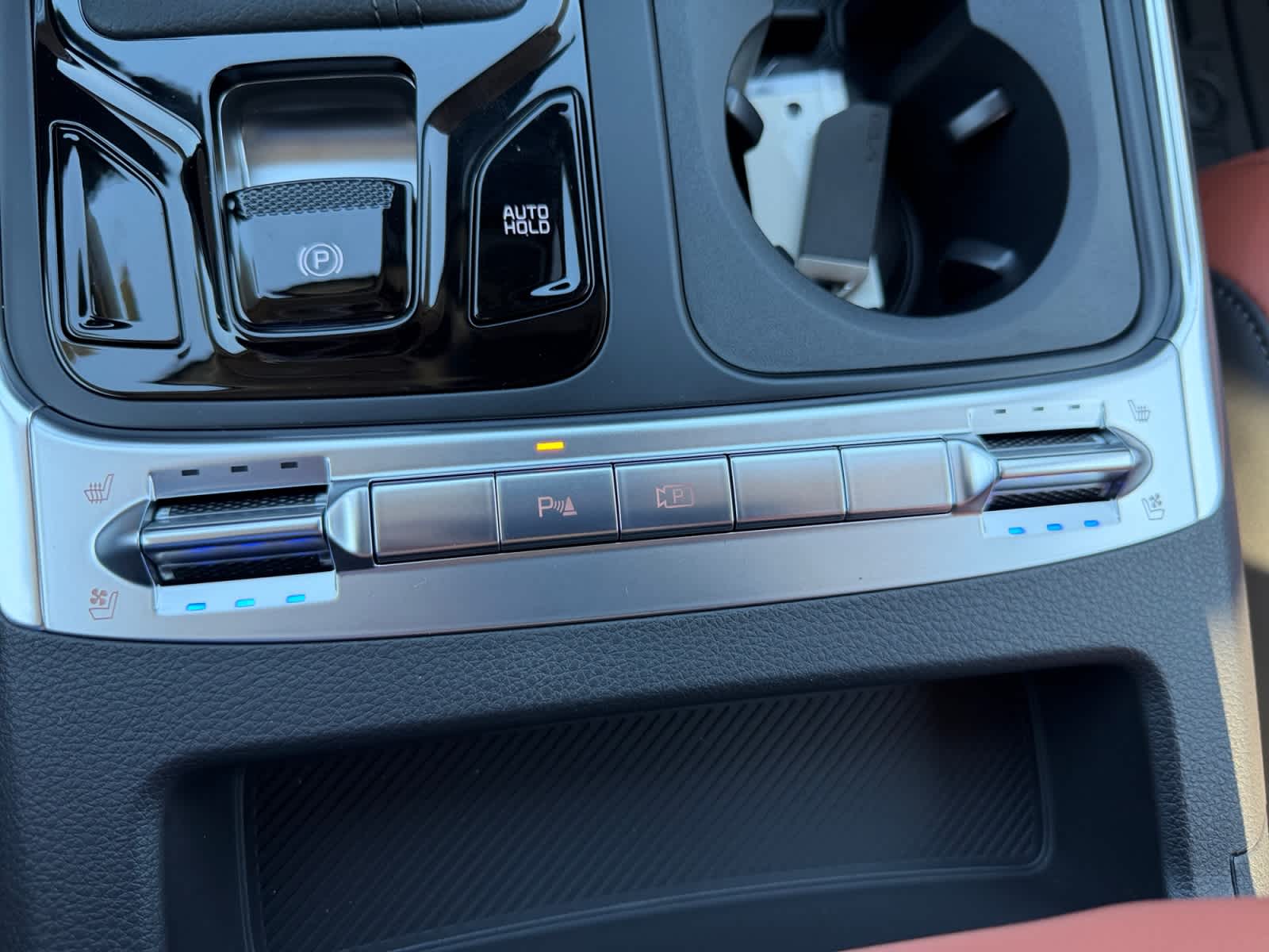 New 2027 Kia Carnival MPV Van
