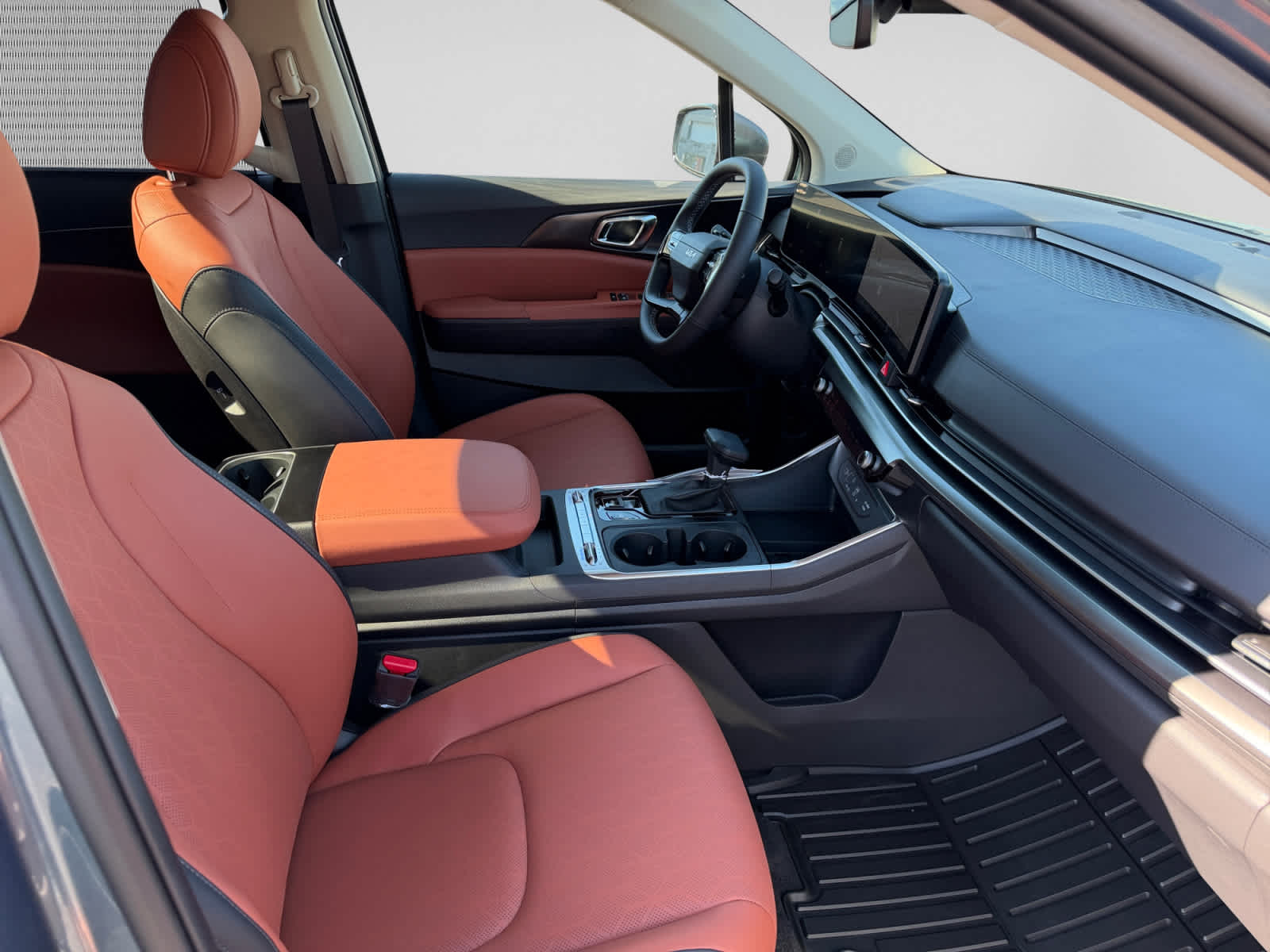 New 2027 Kia Carnival MPV Van