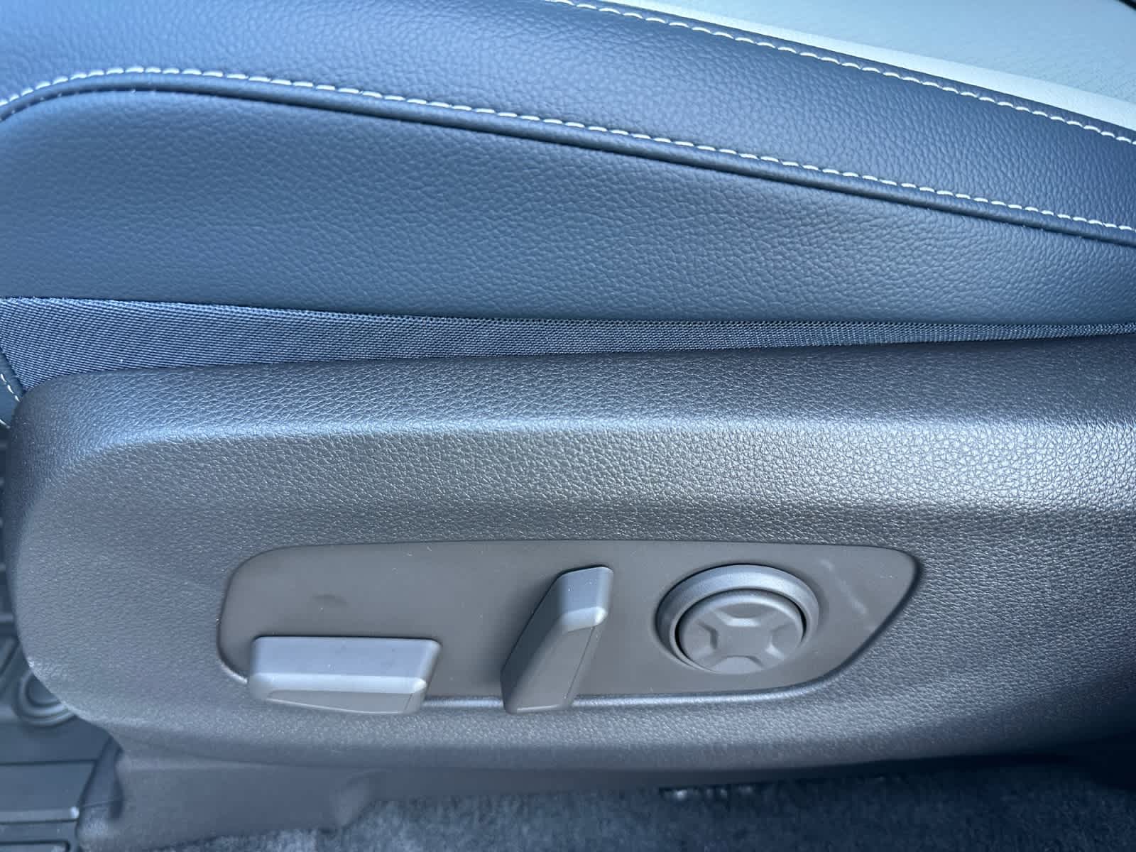New 2027 Kia Carnival MPV Van