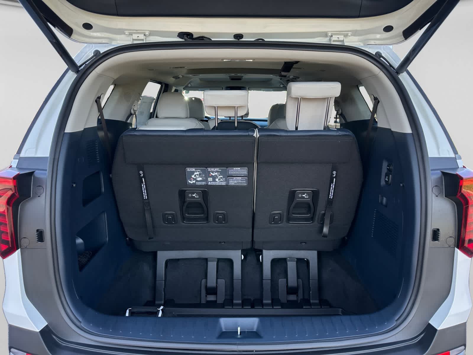 New 2027 Kia Carnival MPV Van