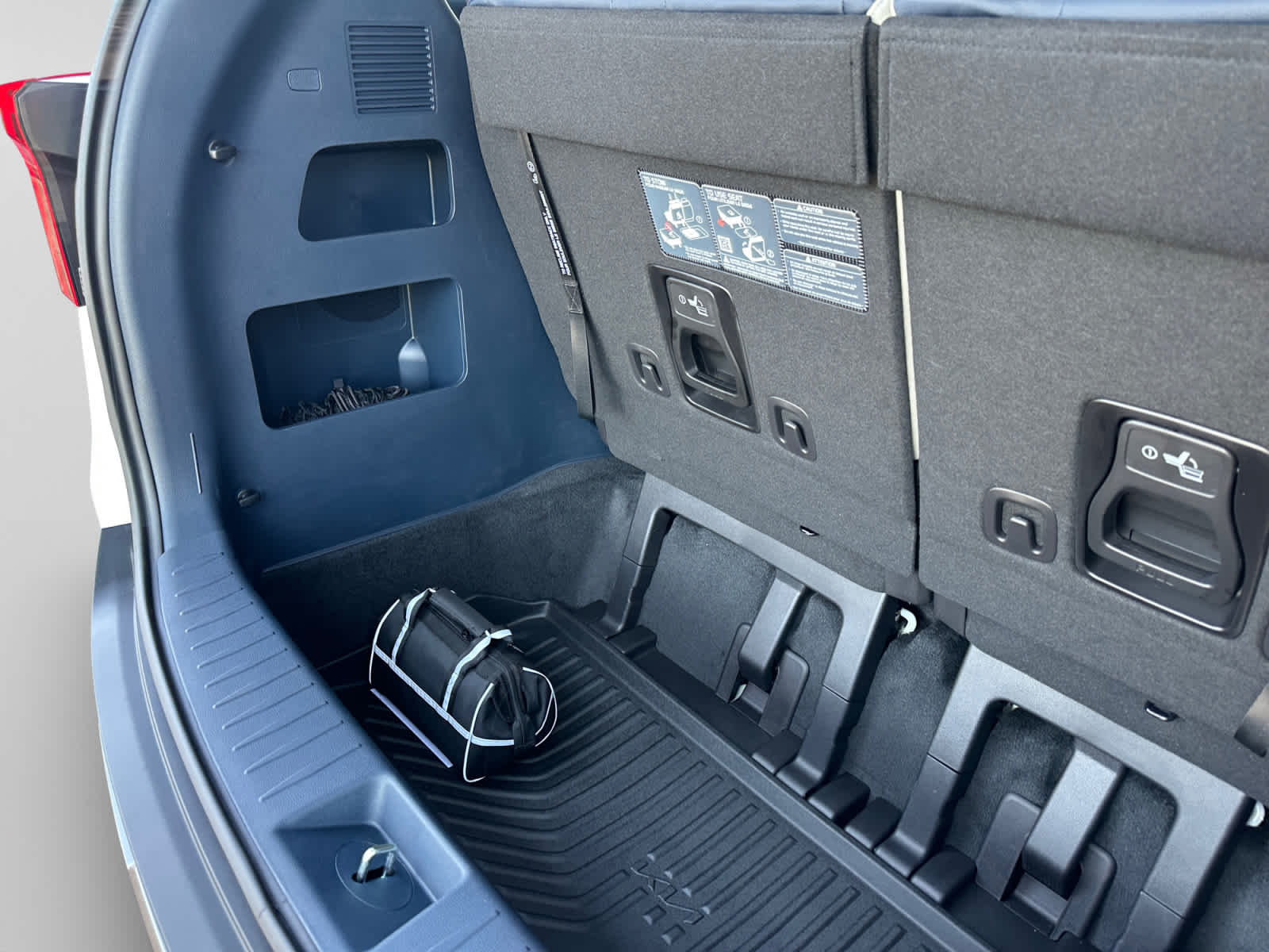 New 2027 Kia Carnival MPV Van