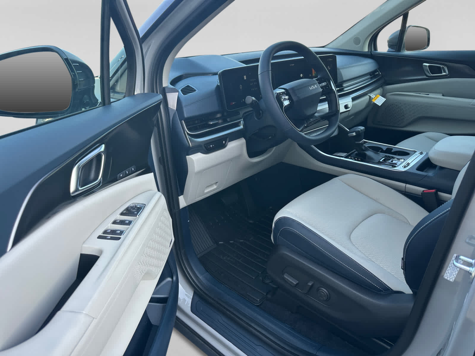 New 2027 Kia Carnival MPV Van
