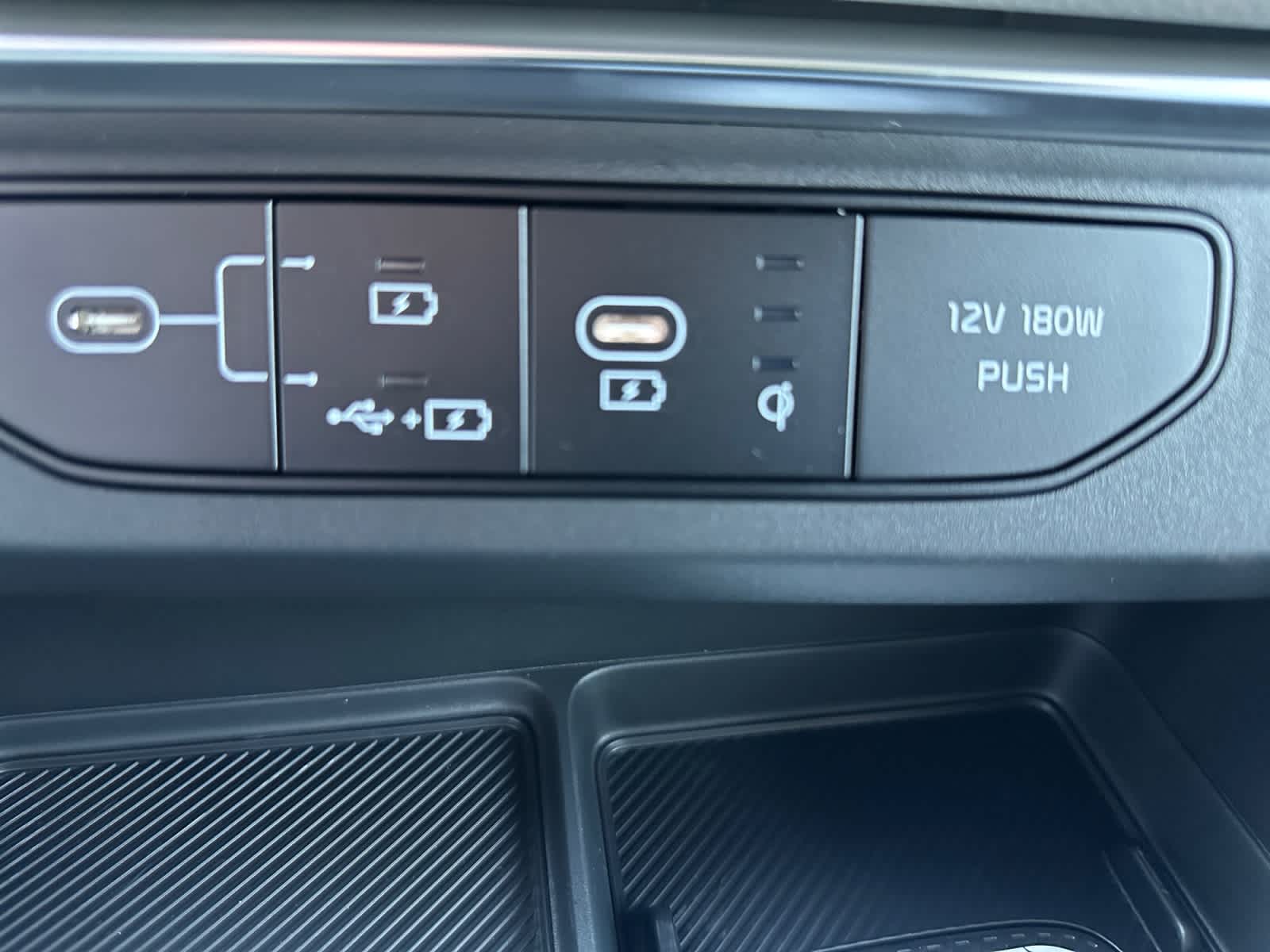 New 2027 Kia Carnival MPV Van
