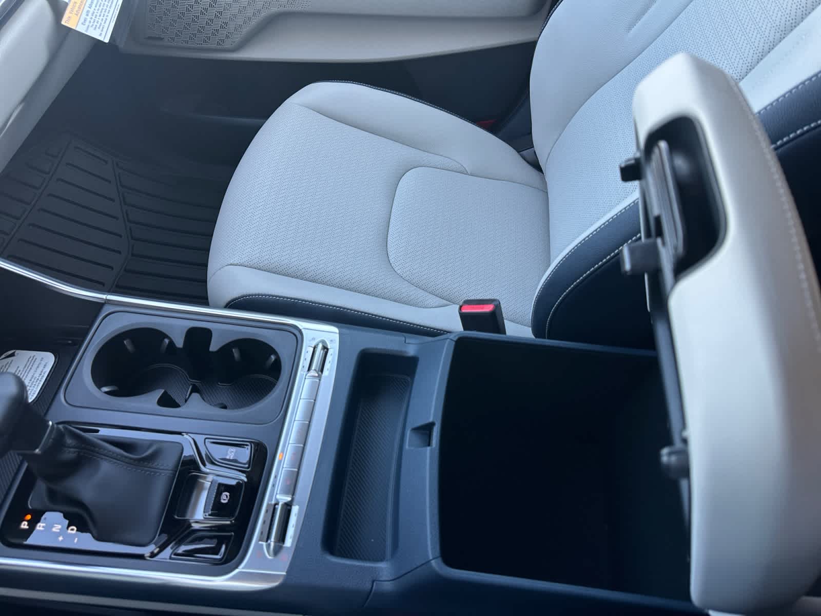 New 2027 Kia Carnival MPV Van