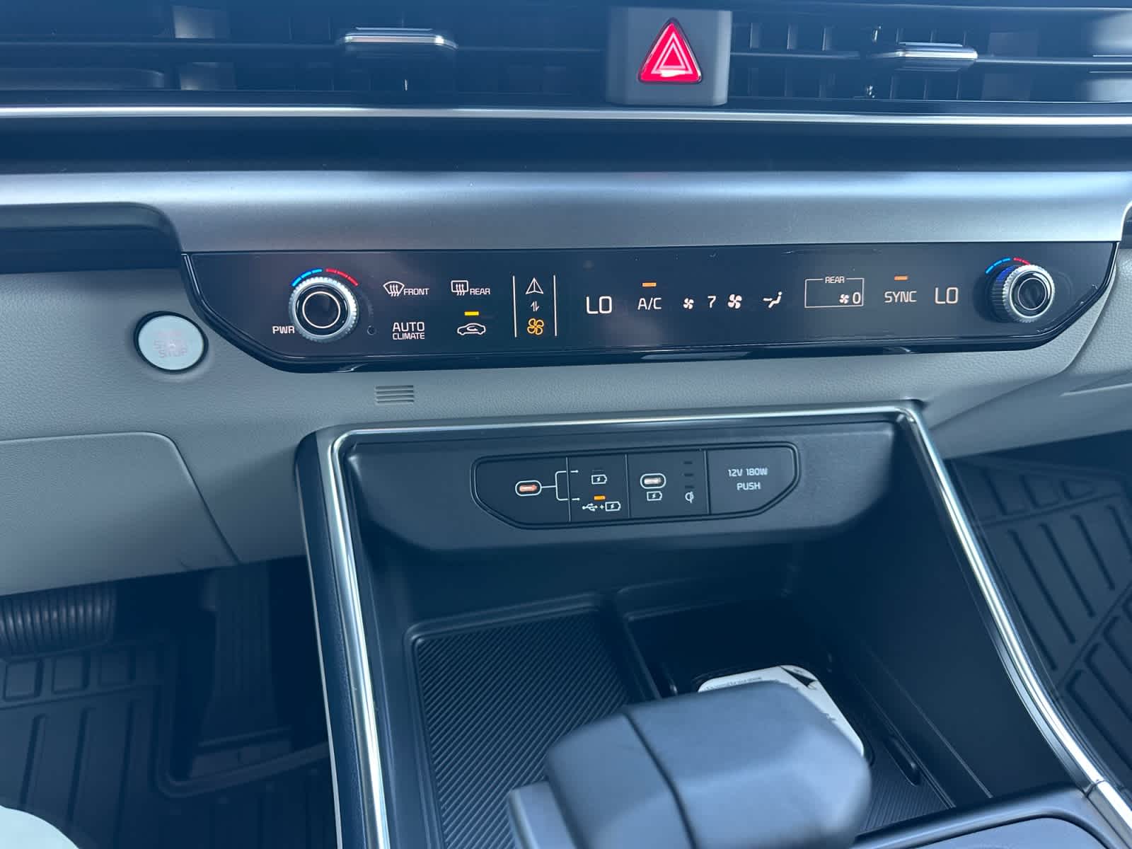 New 2027 Kia Carnival MPV Van