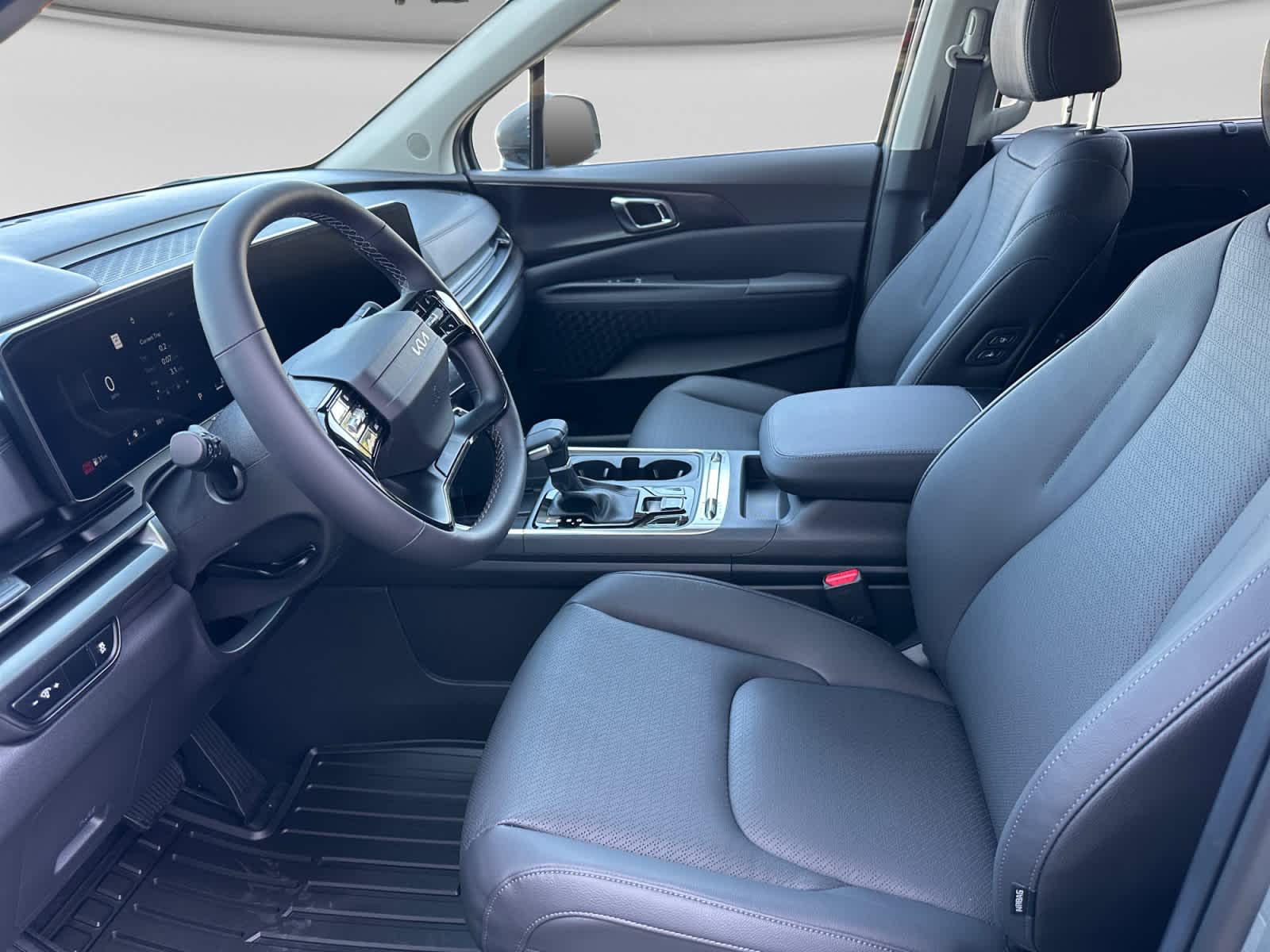 New 2027 Kia Carnival MPV Van