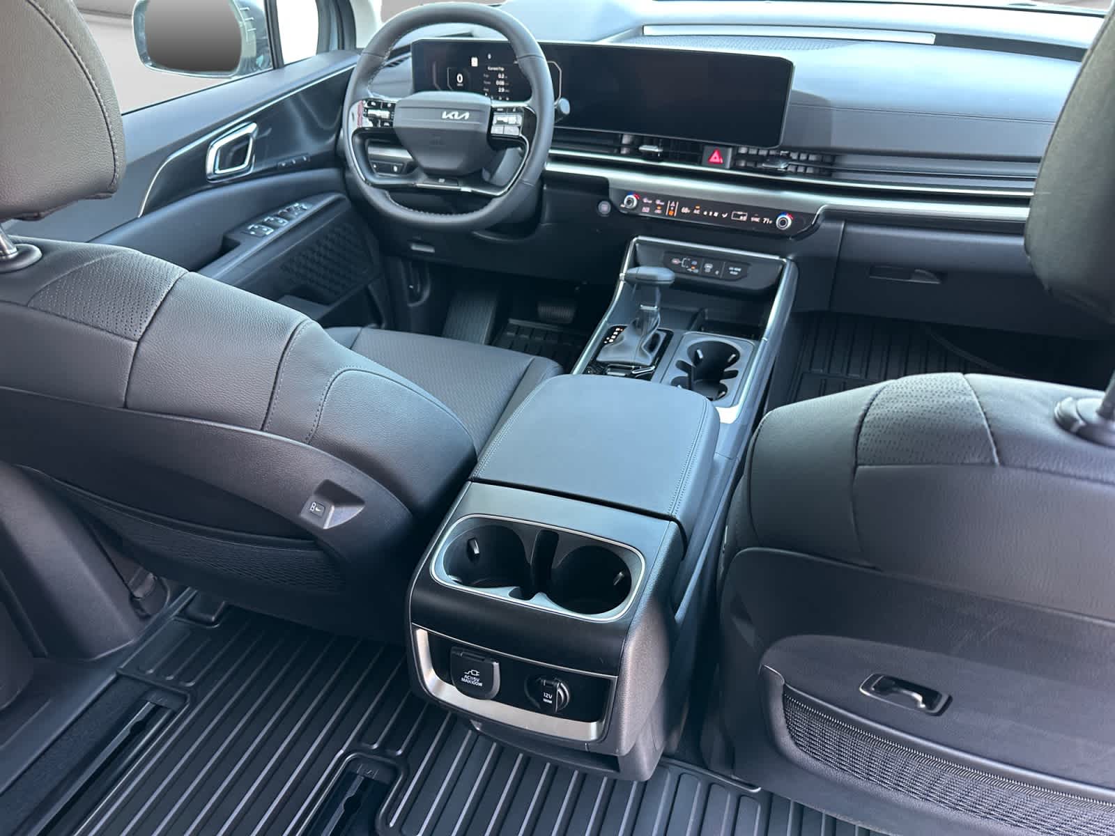 New 2027 Kia Carnival MPV Van