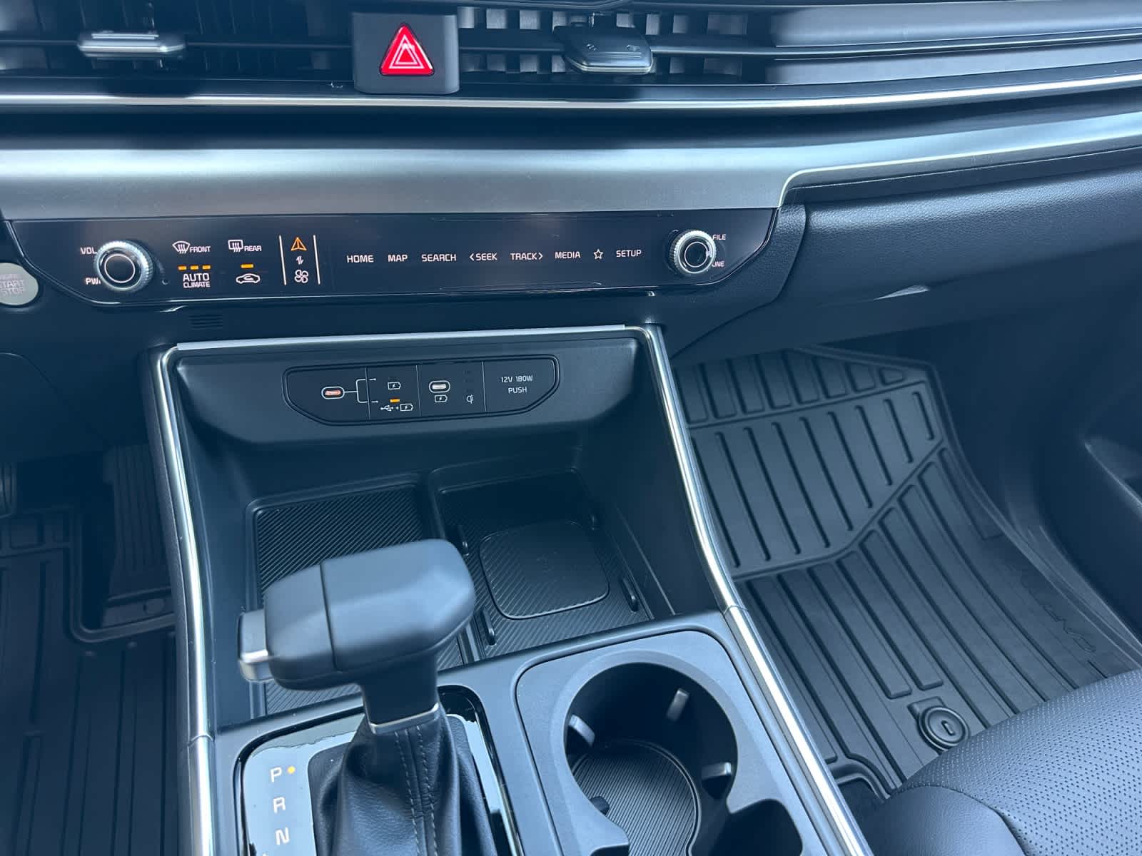 New 2027 Kia Carnival MPV Van