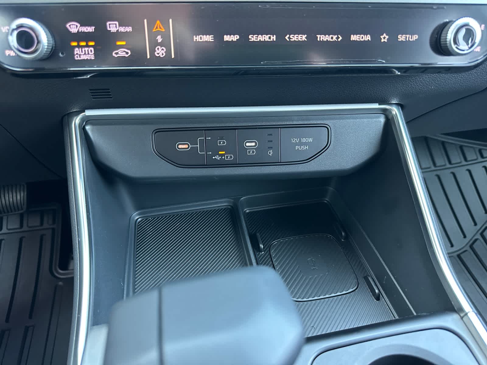 New 2027 Kia Carnival MPV Van