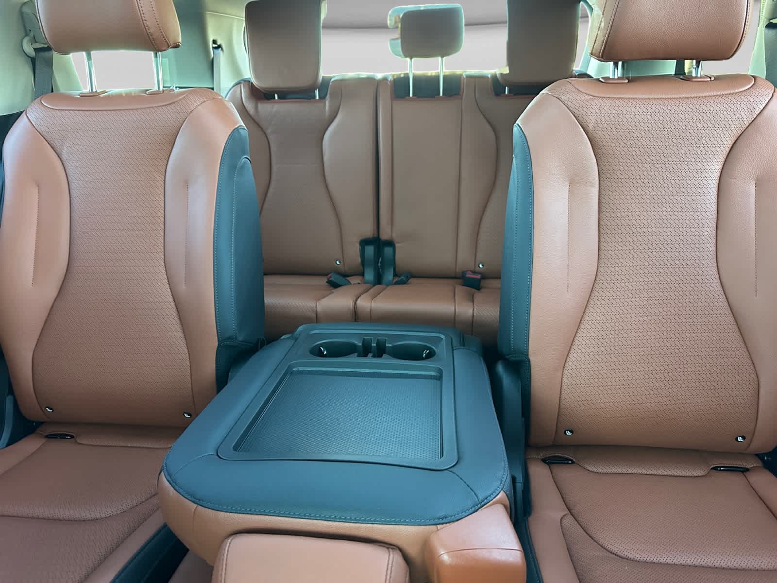 New 2027 Kia Carnival MPV Van