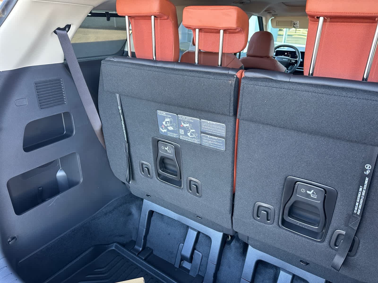 New 2027 Kia Carnival MPV Van